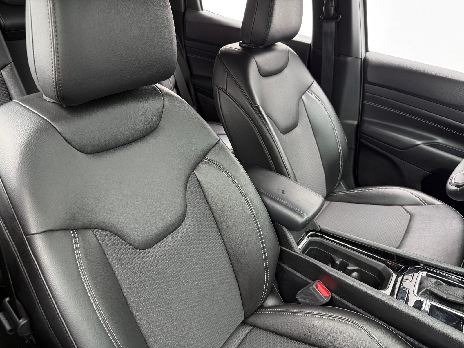 Thumbnail: 2023 Jeep Compass - 2
