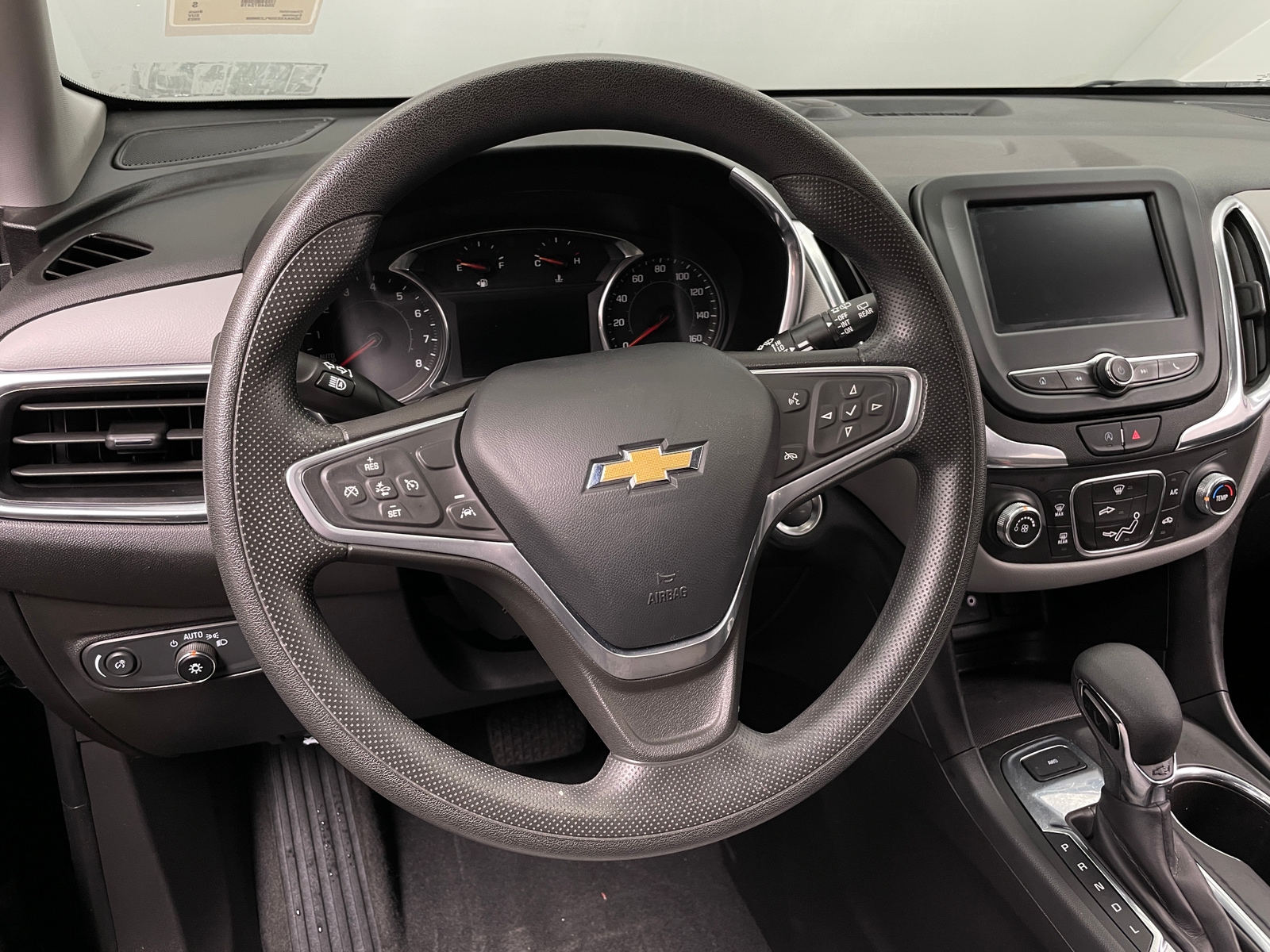 Thumbnail: 2023 Chevrolet Equinox - 5