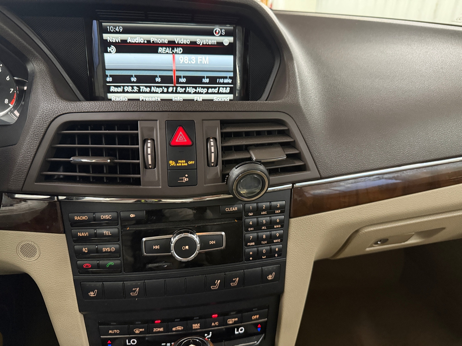 Thumbnail: 2013 Mercedes-Benz E-Class - 3