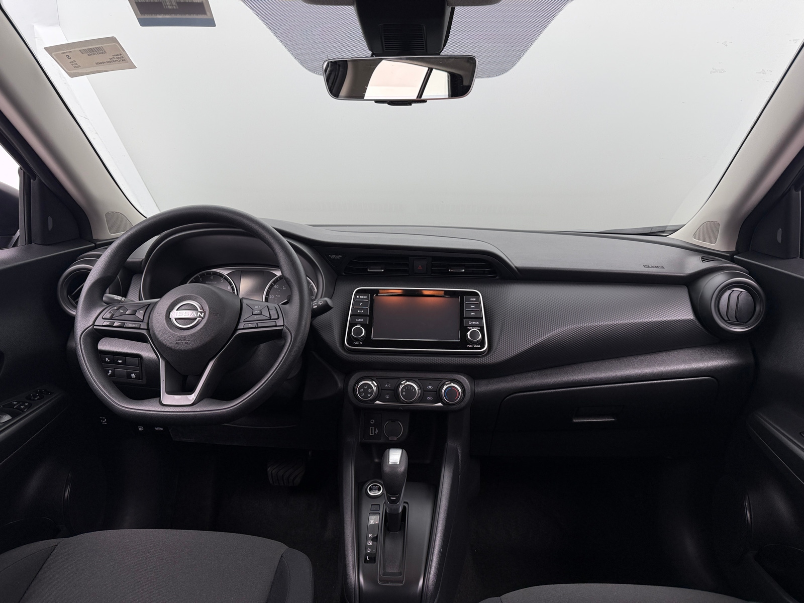 Thumbnail: 2025 Nissan Kicks - 3