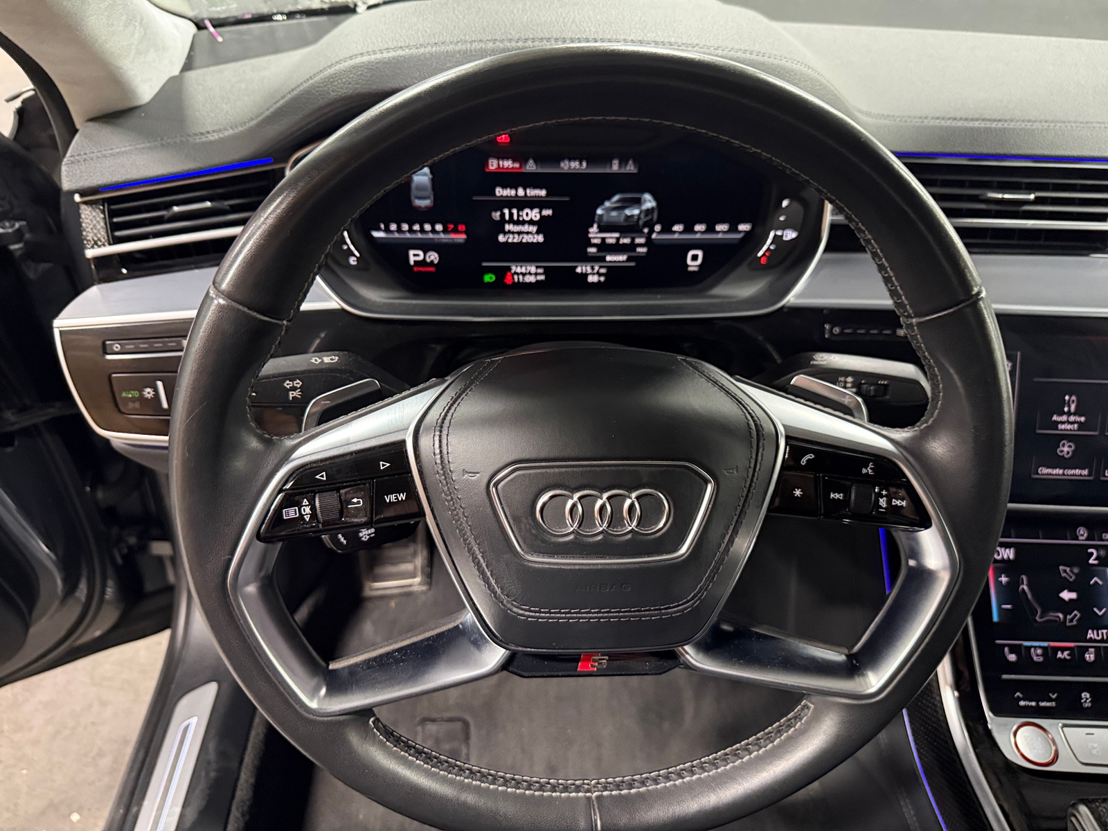 Thumbnail: 2020 Audi S8 - 4