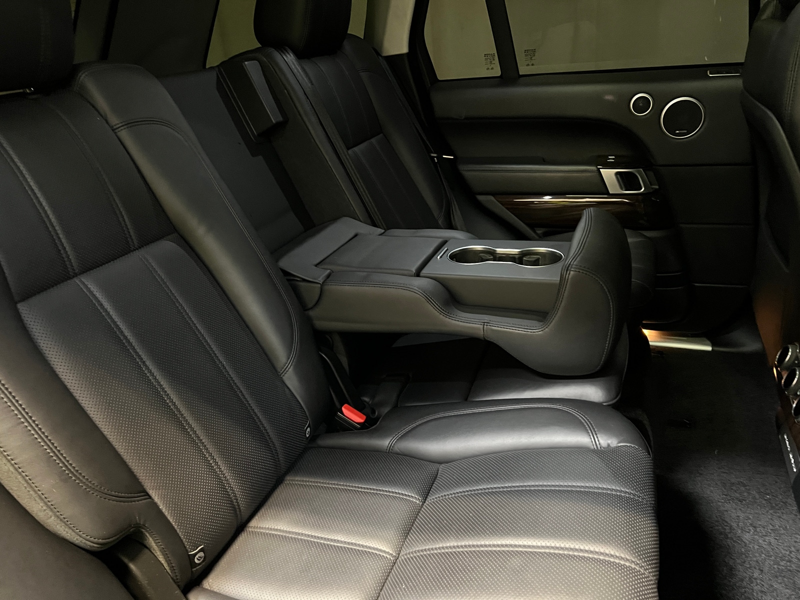 Thumbnail: 2017 Land Rover Range Rover - 5