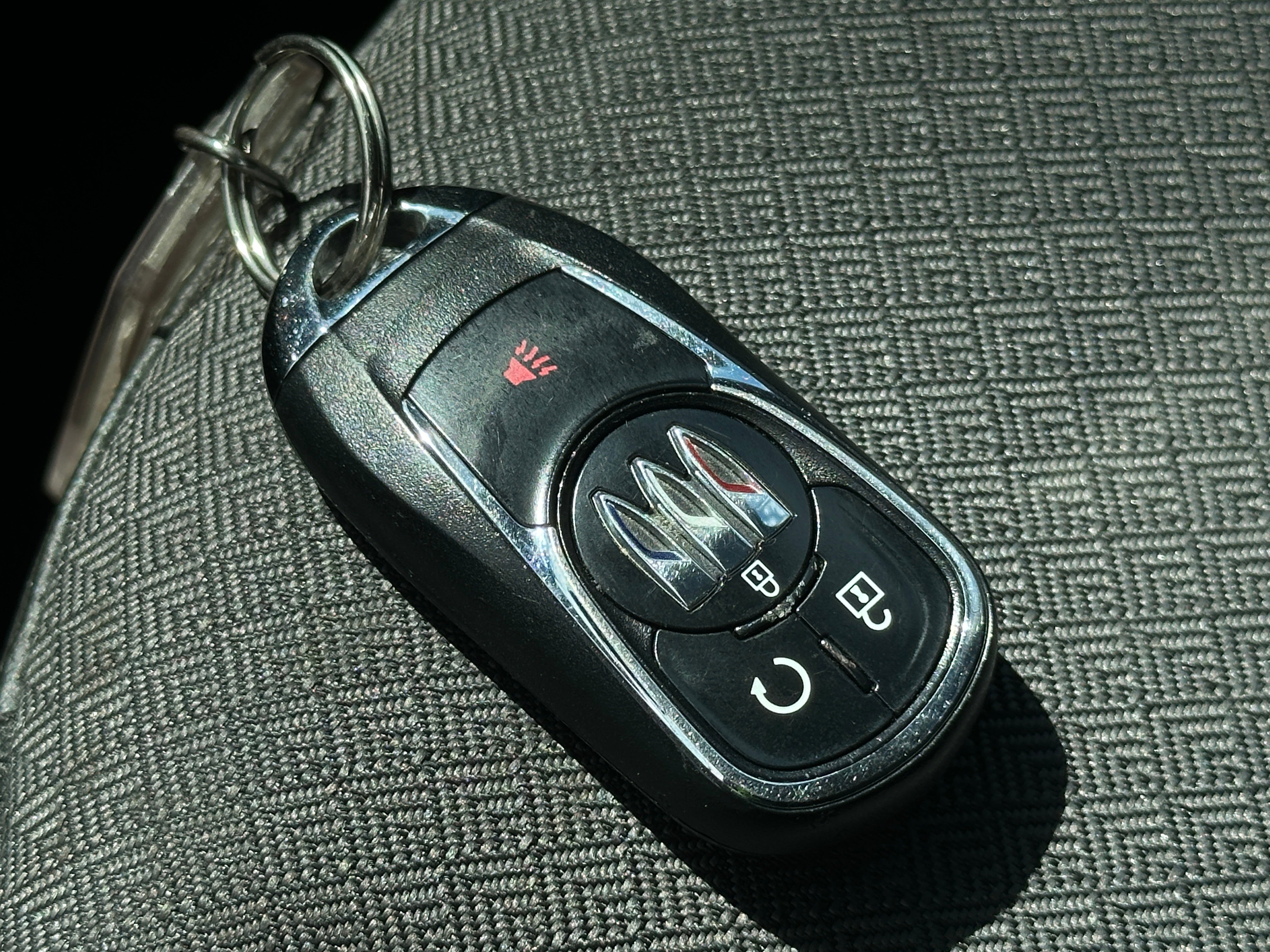 2025 Buick Encore GX Preferred - Photo 4