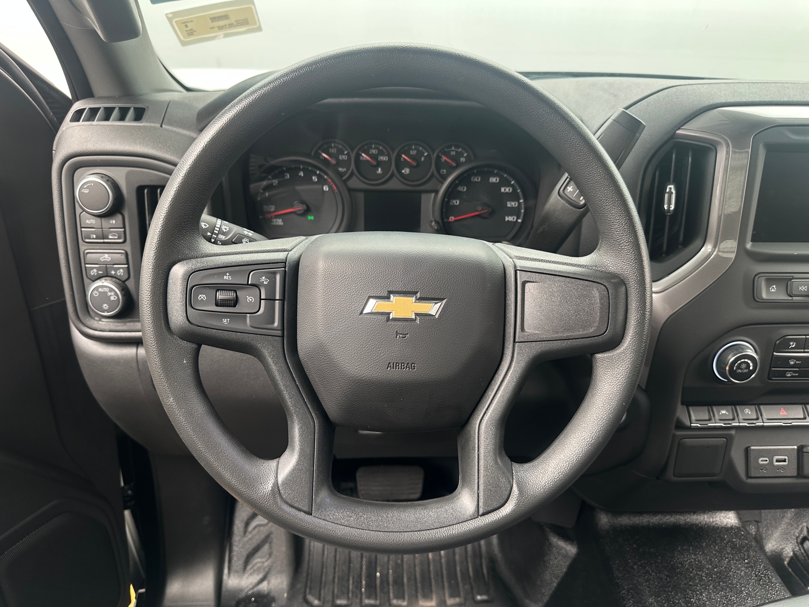Thumbnail: 2024 Chevrolet Silverado 1500 - 4