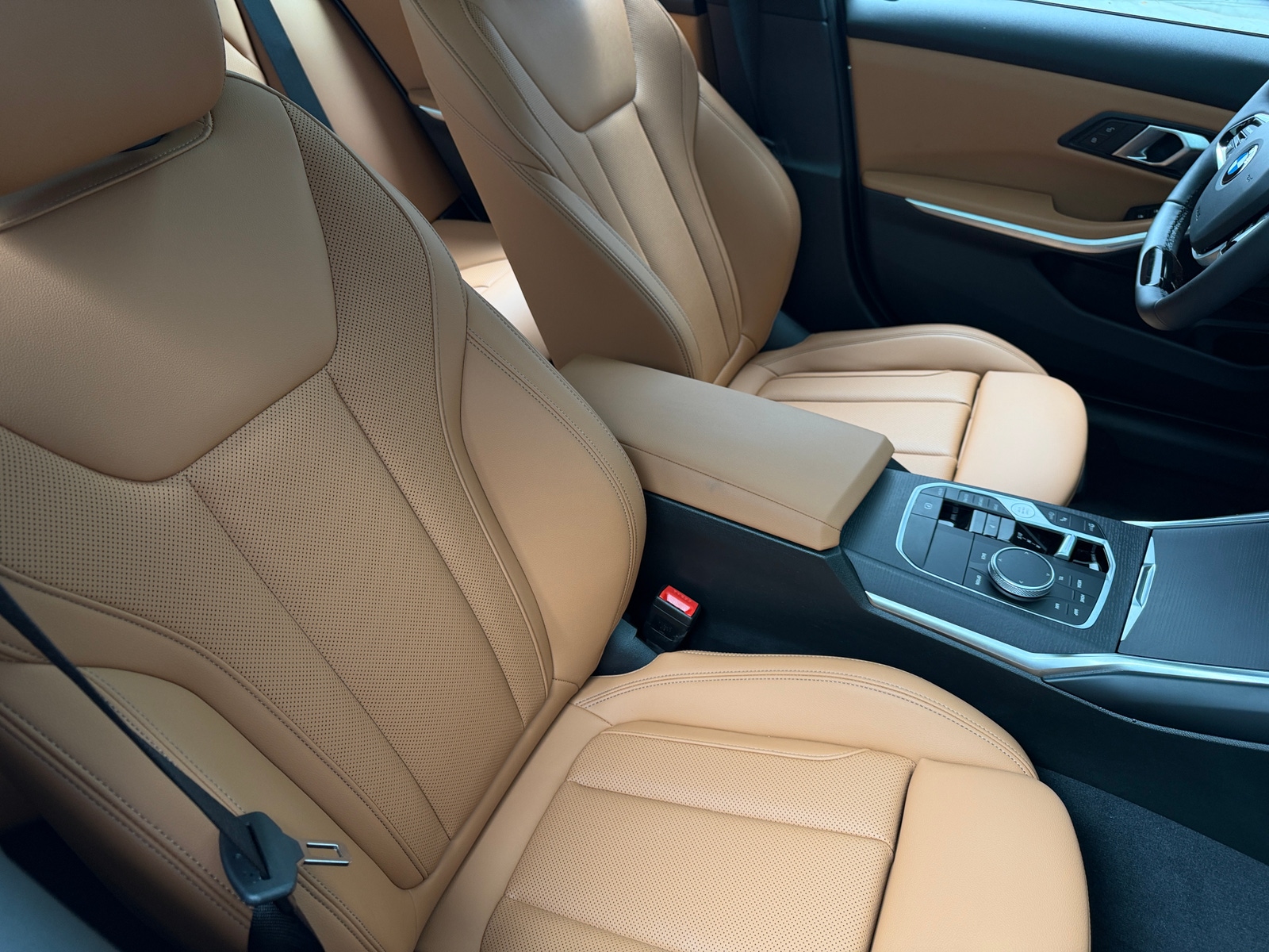 Thumbnail: 2026 BMW 3 Series - 2