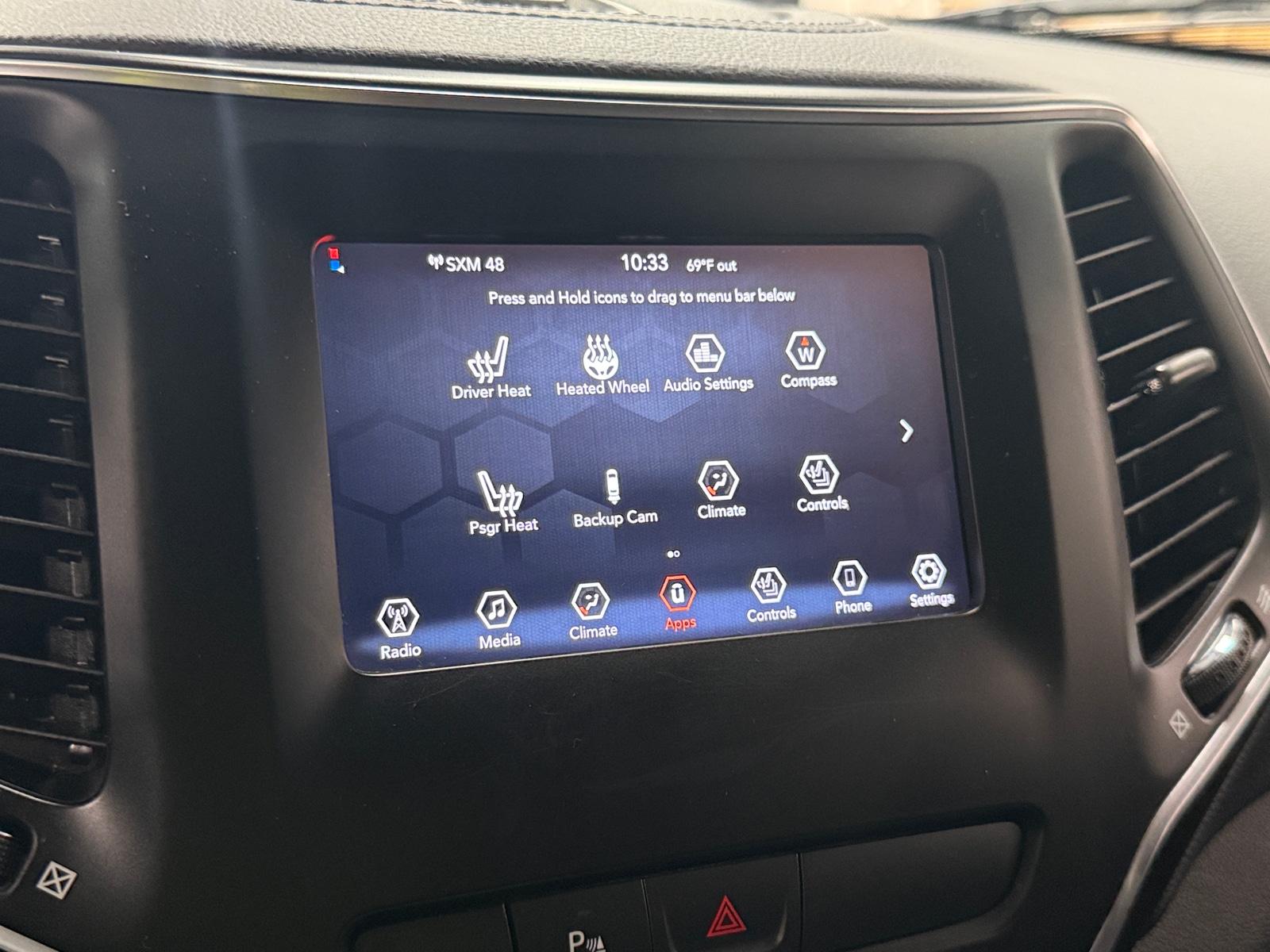 Thumbnail: 2019 Jeep Cherokee - 4