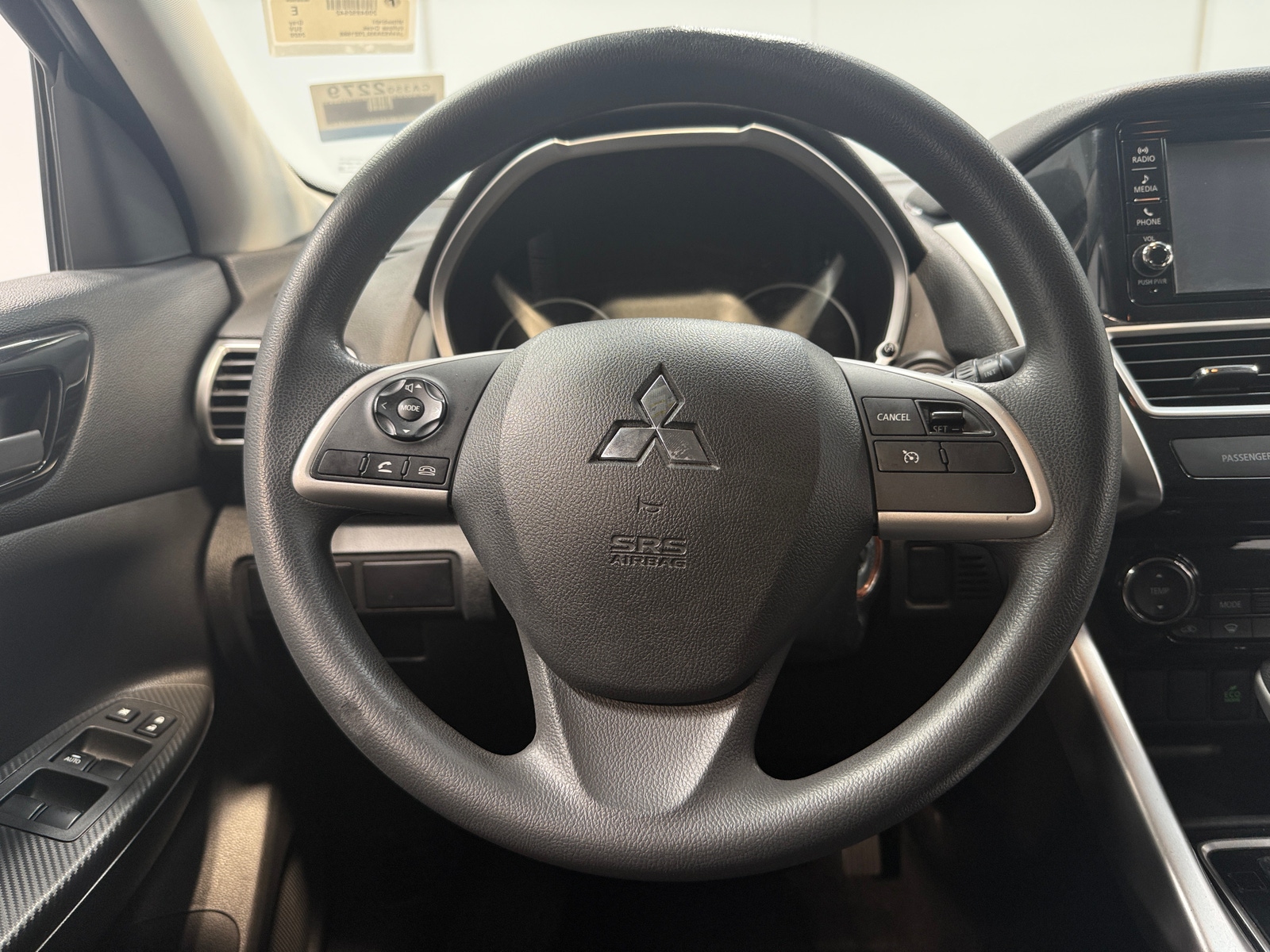 Thumbnail: 2020 Mitsubishi Eclipse Cross - 5