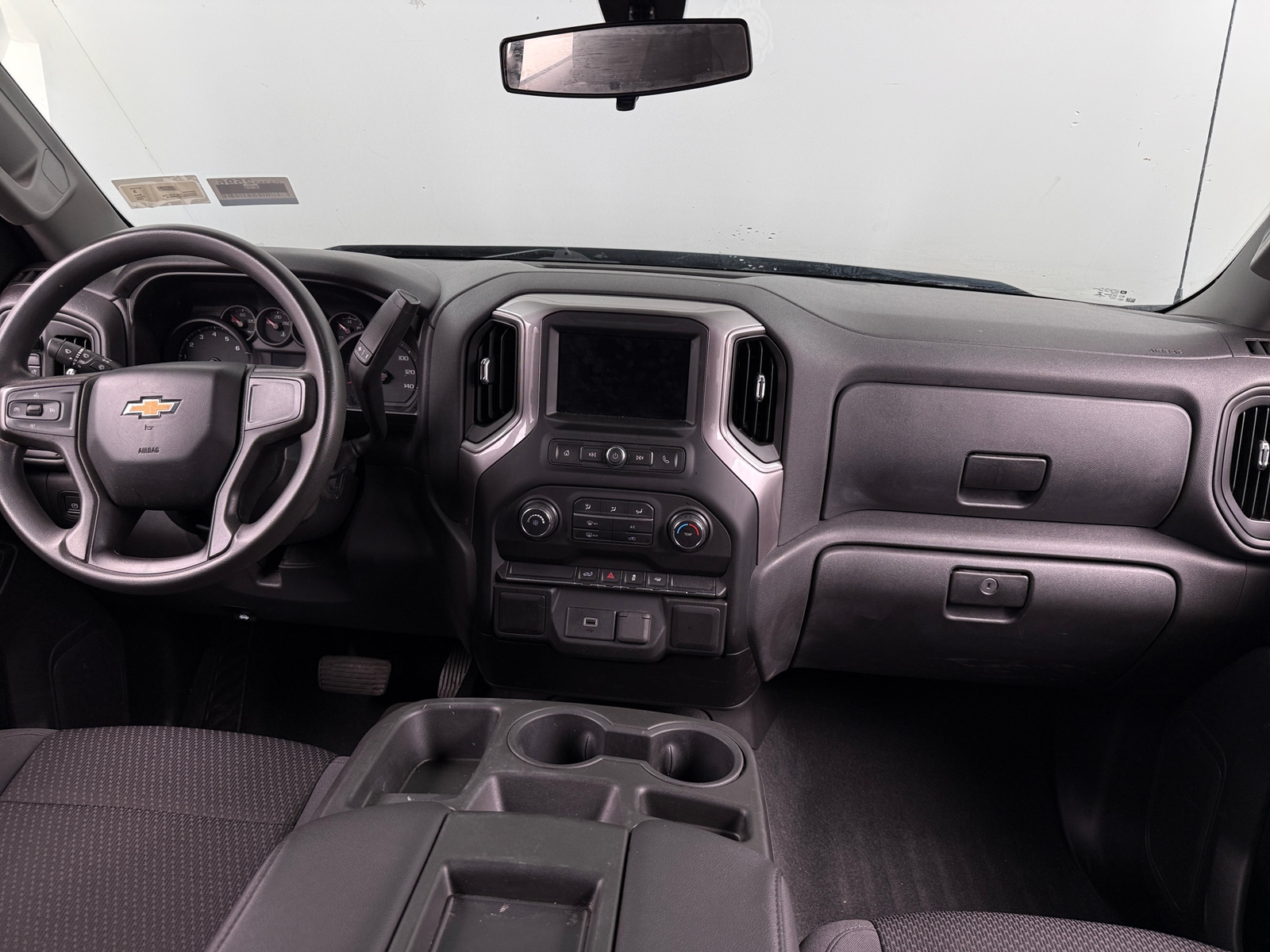 Thumbnail: 2020 Chevrolet Silverado 1500 - 3