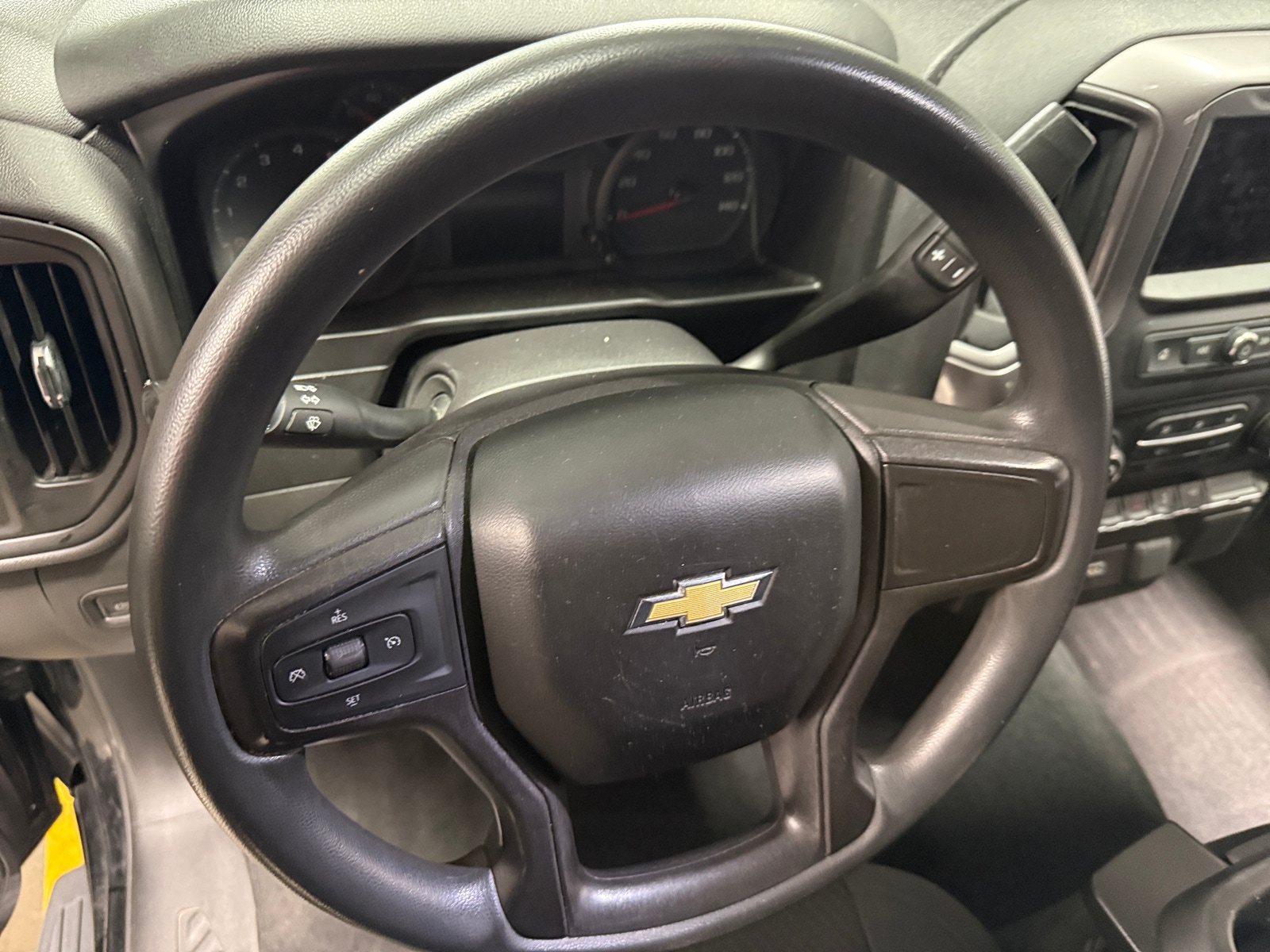 Thumbnail: 2020 Chevrolet Silverado 1500 - 5