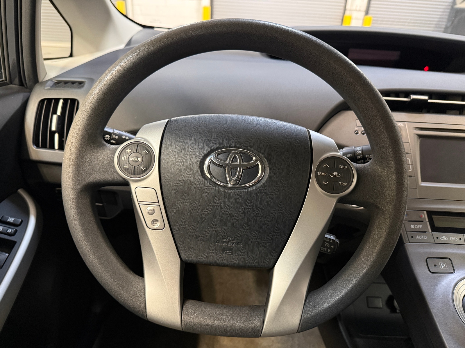 Thumbnail: 2015 Toyota Prius - 5