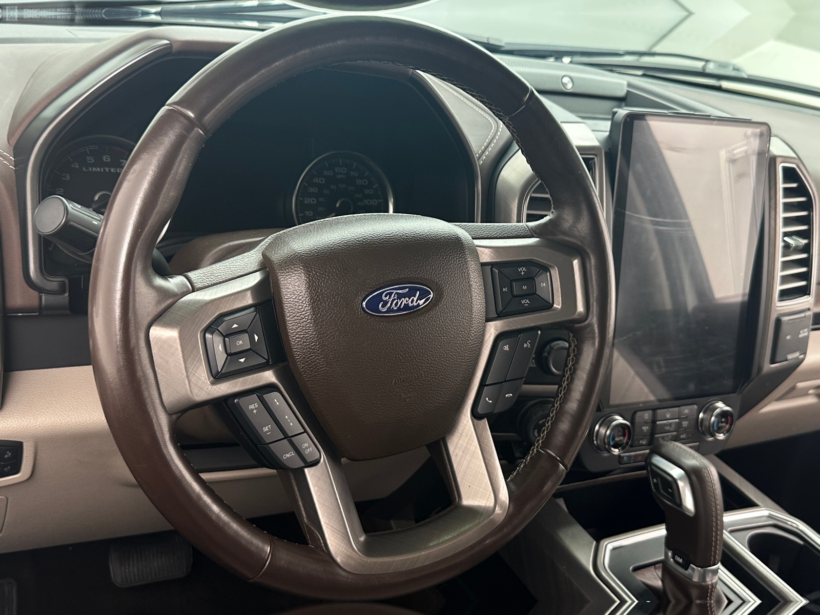 Thumbnail: 2019 Ford Econoline - 4