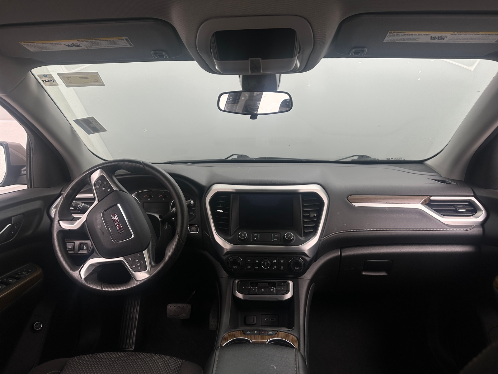 Thumbnail: 2022 GMC Acadia - 3