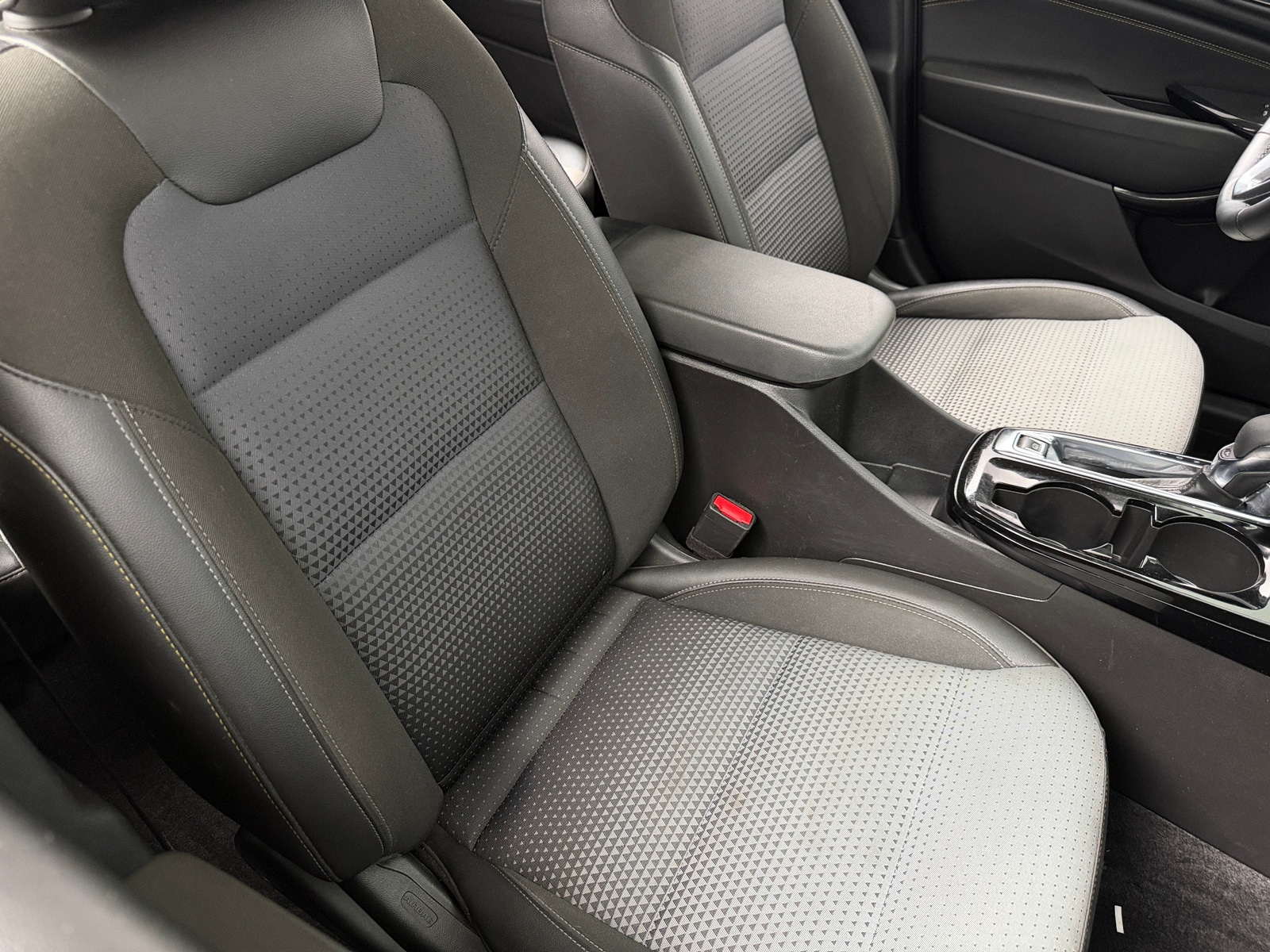 Thumbnail: 2024 Chevrolet Trax - 2