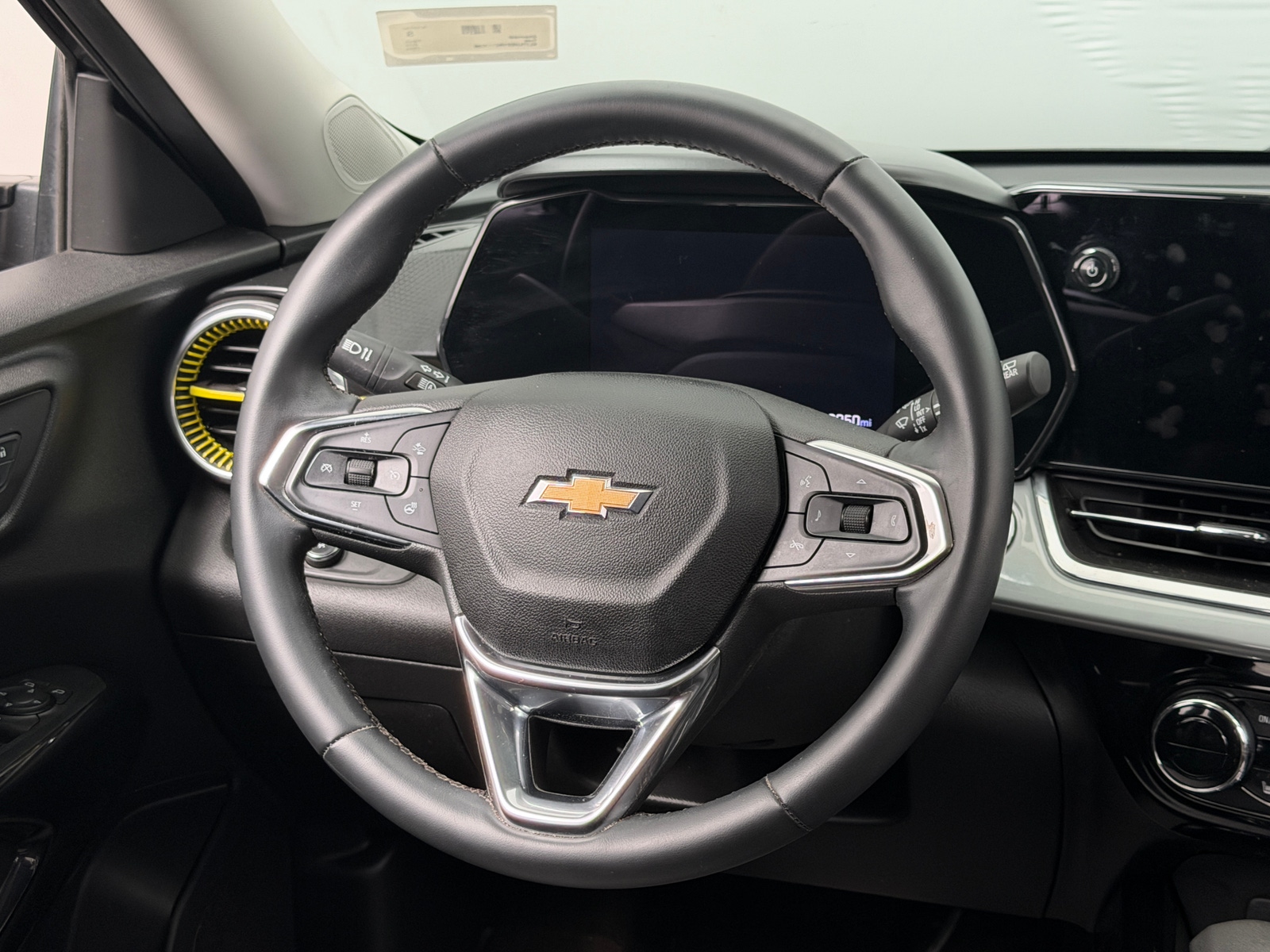Thumbnail: 2024 Chevrolet Trax - 5