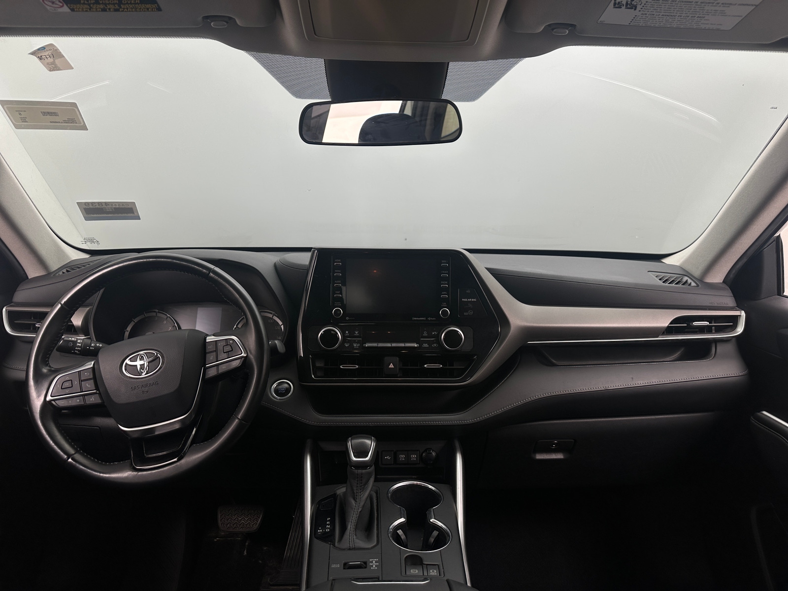 Thumbnail: 2020 Toyota Highlander - 3