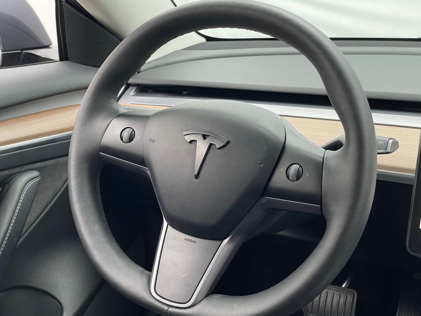 Thumbnail: 2022 Tesla Model 3 - 4