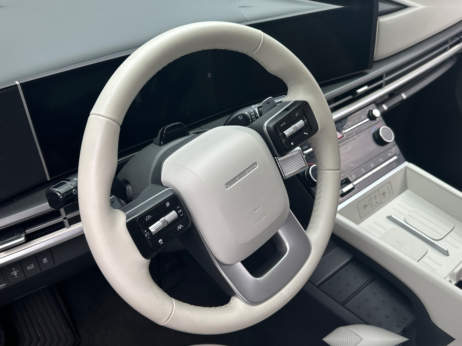 Thumbnail: 2026 Hyundai Santa Fe - 4