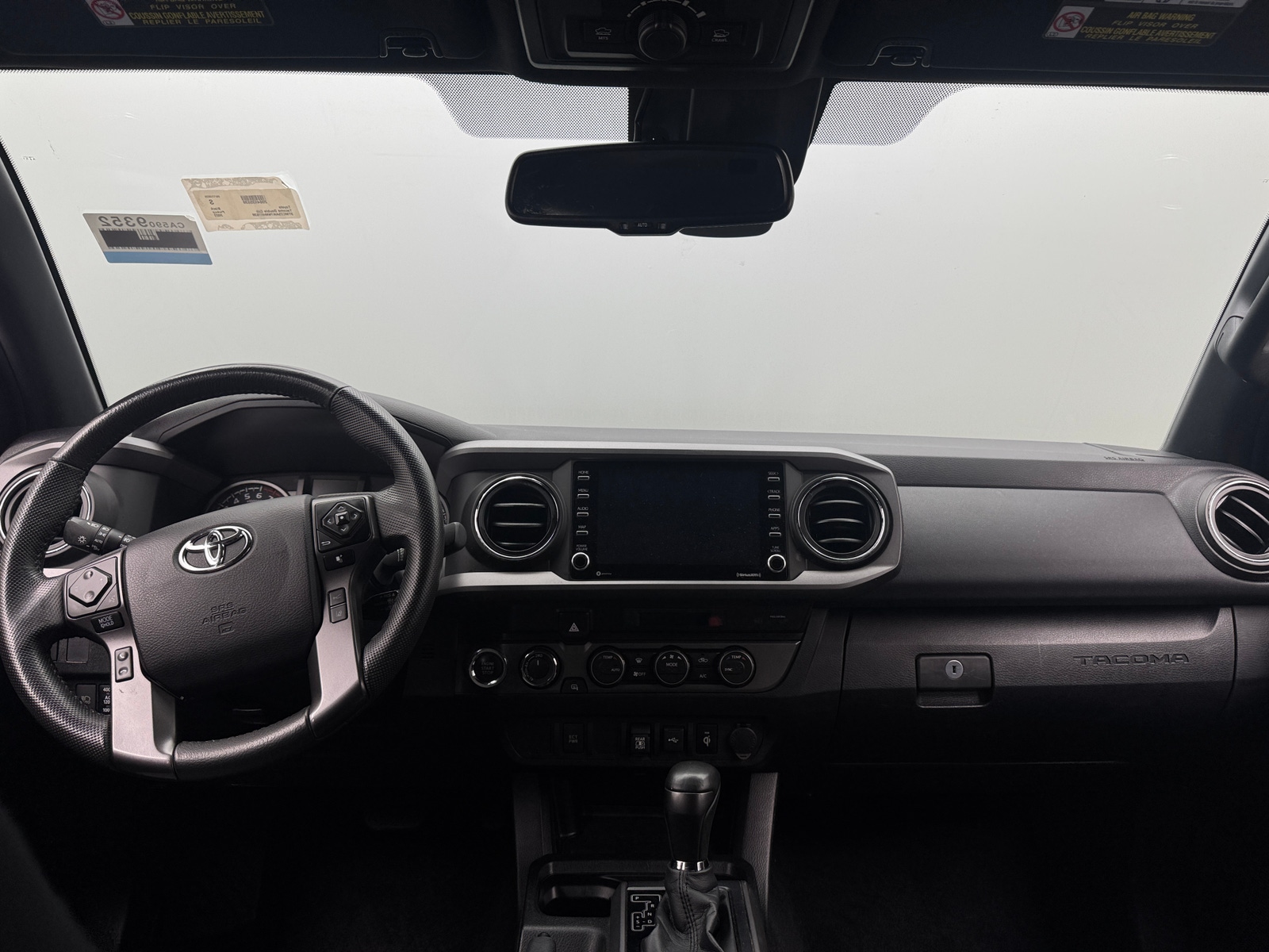 Thumbnail: 2022 Toyota Tacoma - 3