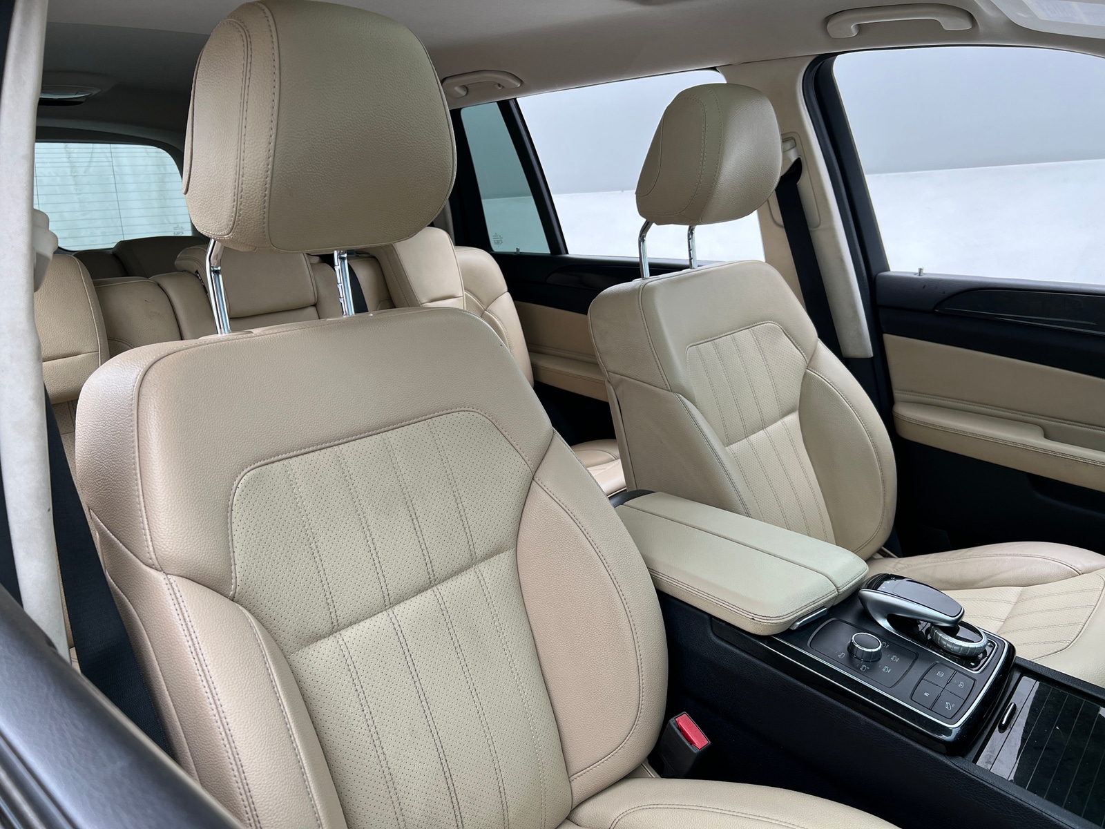 Thumbnail: 2019 Mercedes-Benz GLS - 2