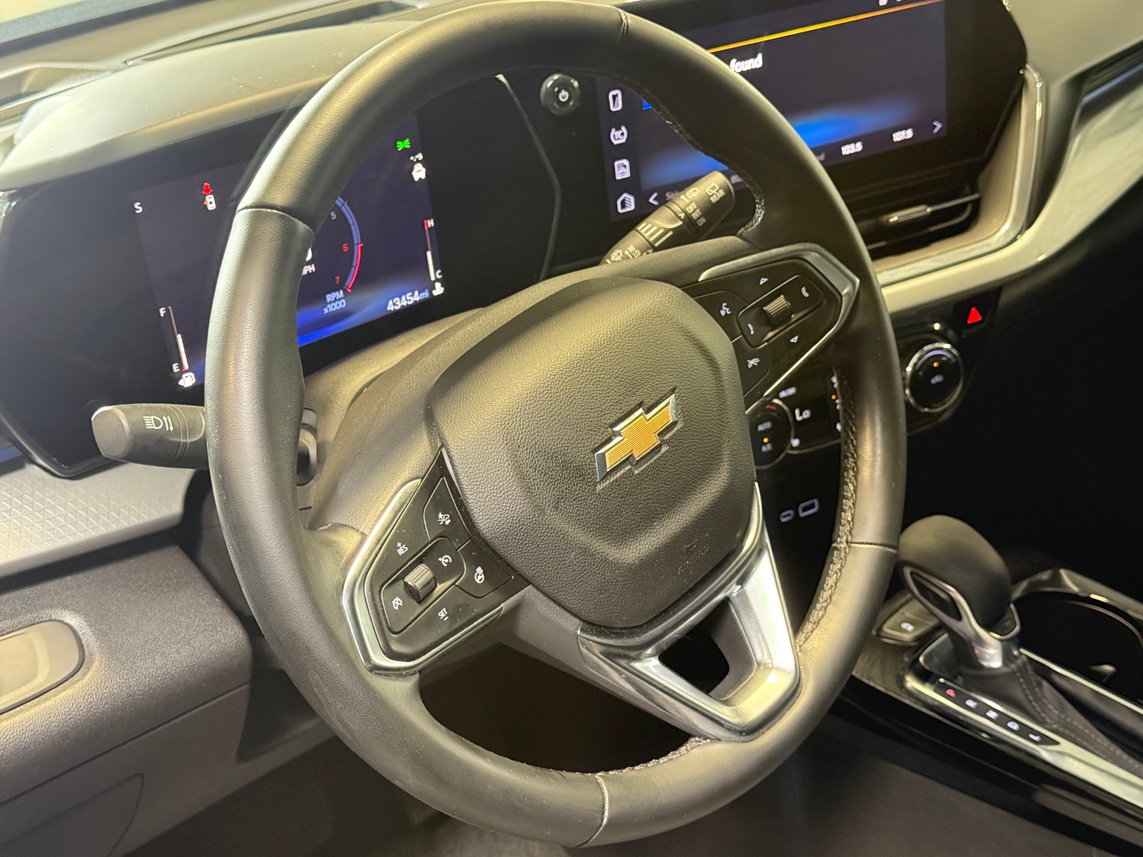 Thumbnail: 2024 Chevrolet Trax - 5