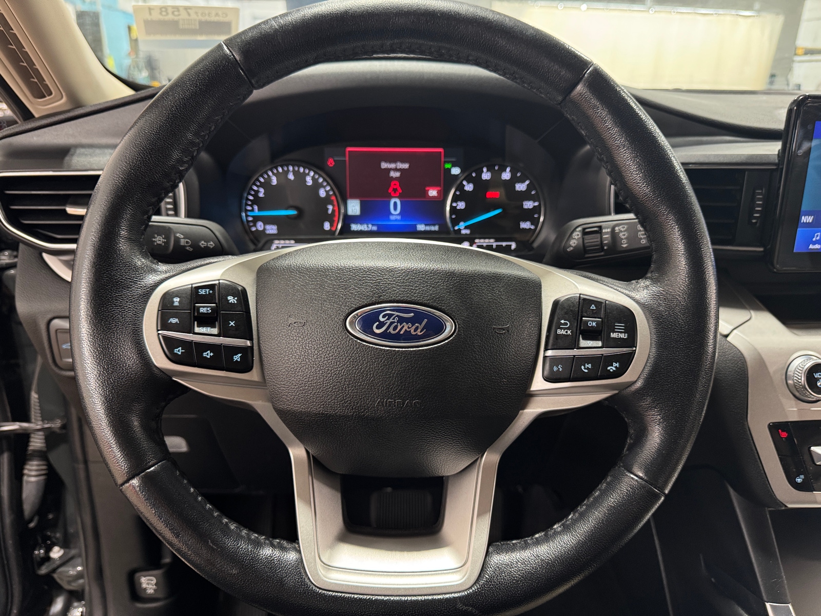 Thumbnail: 2022 Ford Explorer - 4