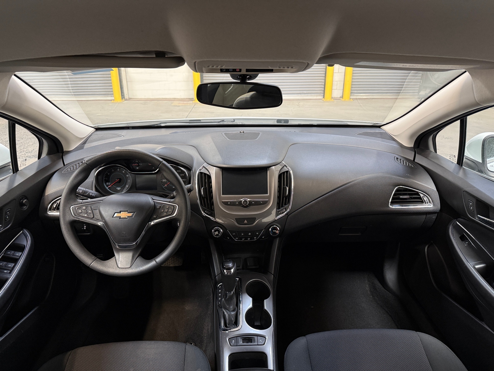 Thumbnail: 2016 Chevrolet Cruze - 3