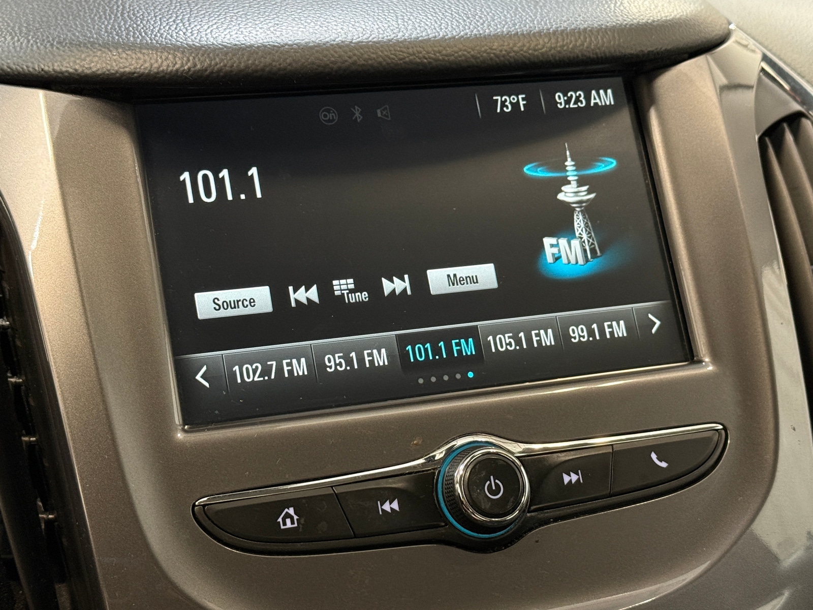 Thumbnail: 2016 Chevrolet Cruze - 4