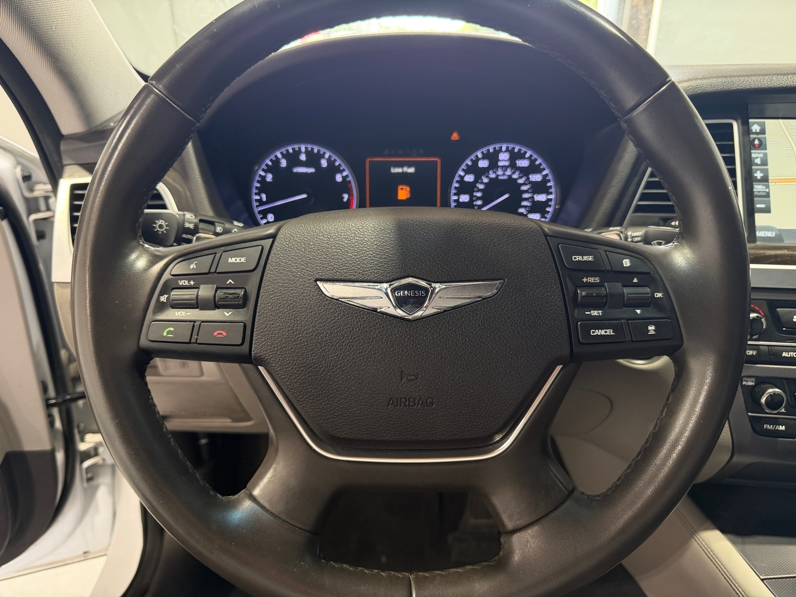 Thumbnail: 2017 Genesis G80 - 4