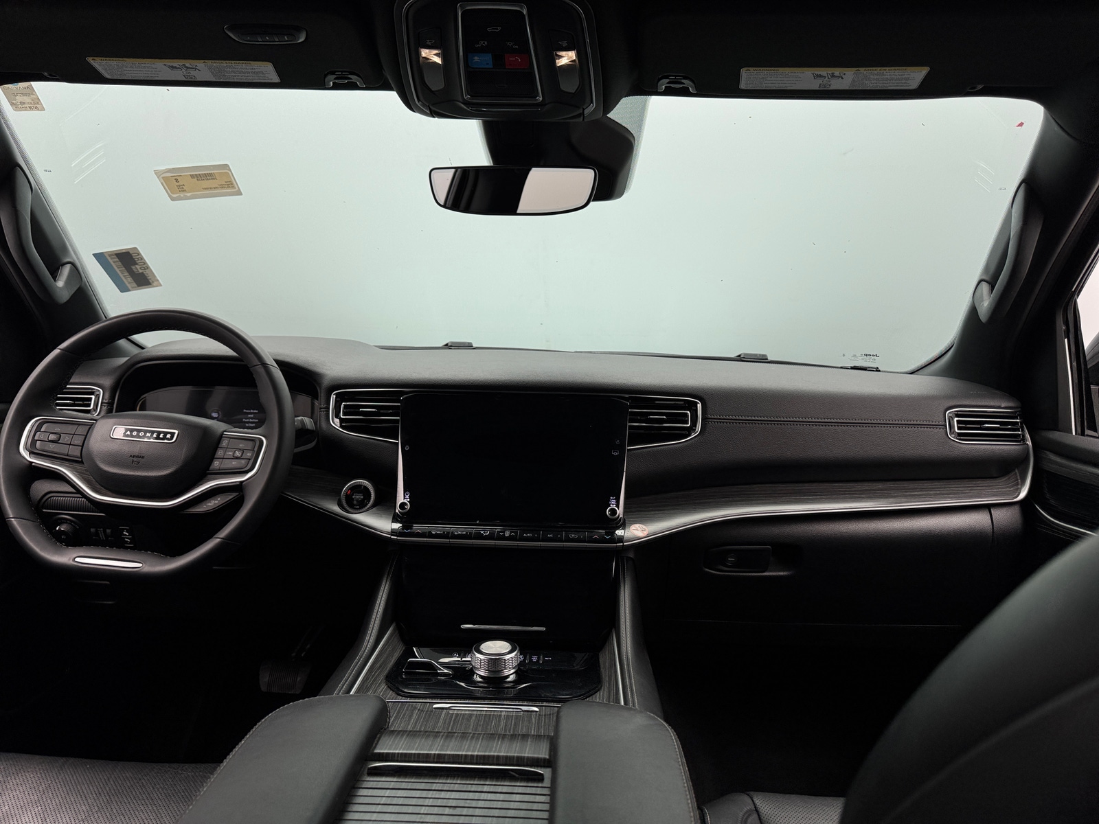 Thumbnail: 2024 Jeep Wagoneer - 2