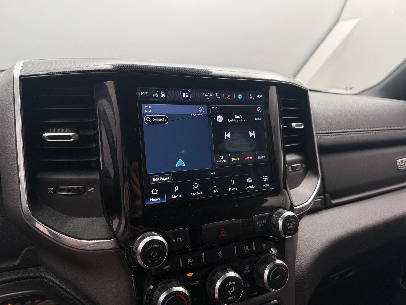 Thumbnail: 2022 RAM 1500 - 3