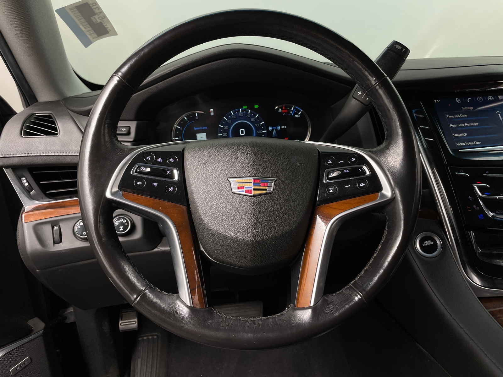 Thumbnail: 2018 Cadillac Escalade - 4