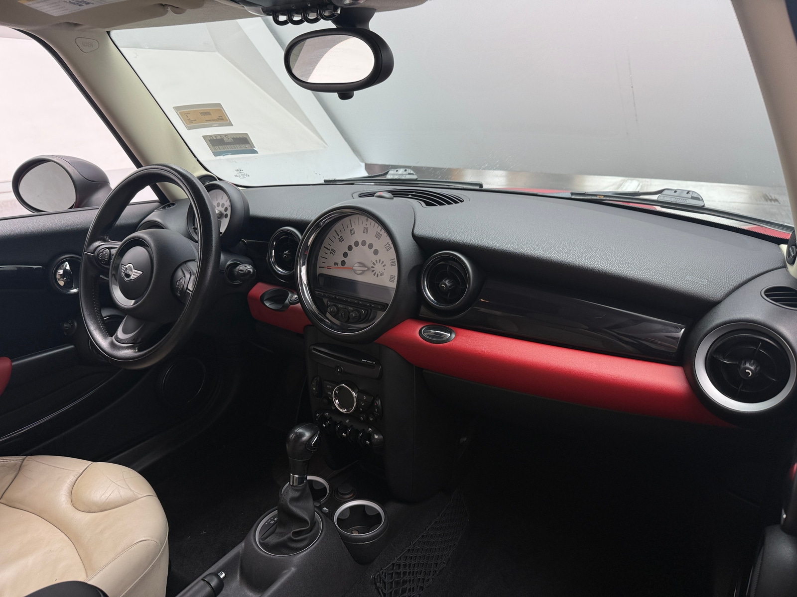Thumbnail: 2011 MINI Cooper Hardtop - 2
