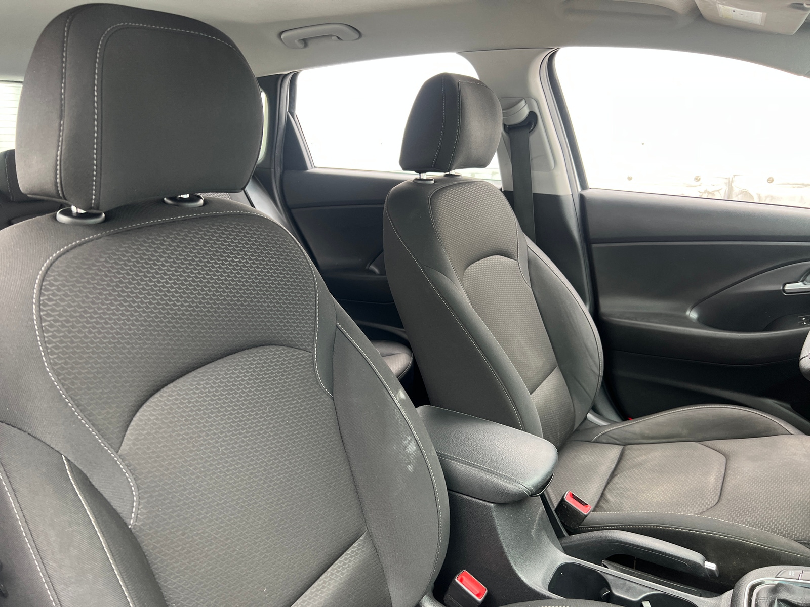 Thumbnail: 2018 Hyundai Elantra - 2