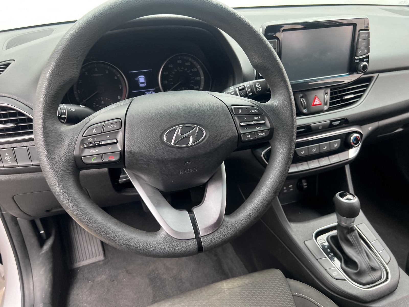 Thumbnail: 2018 Hyundai Elantra - 5