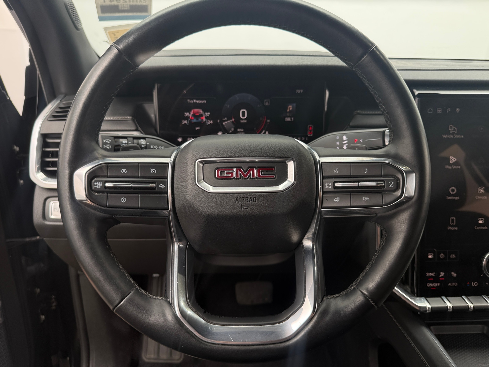 Thumbnail: 2024 GMC Acadia - 4