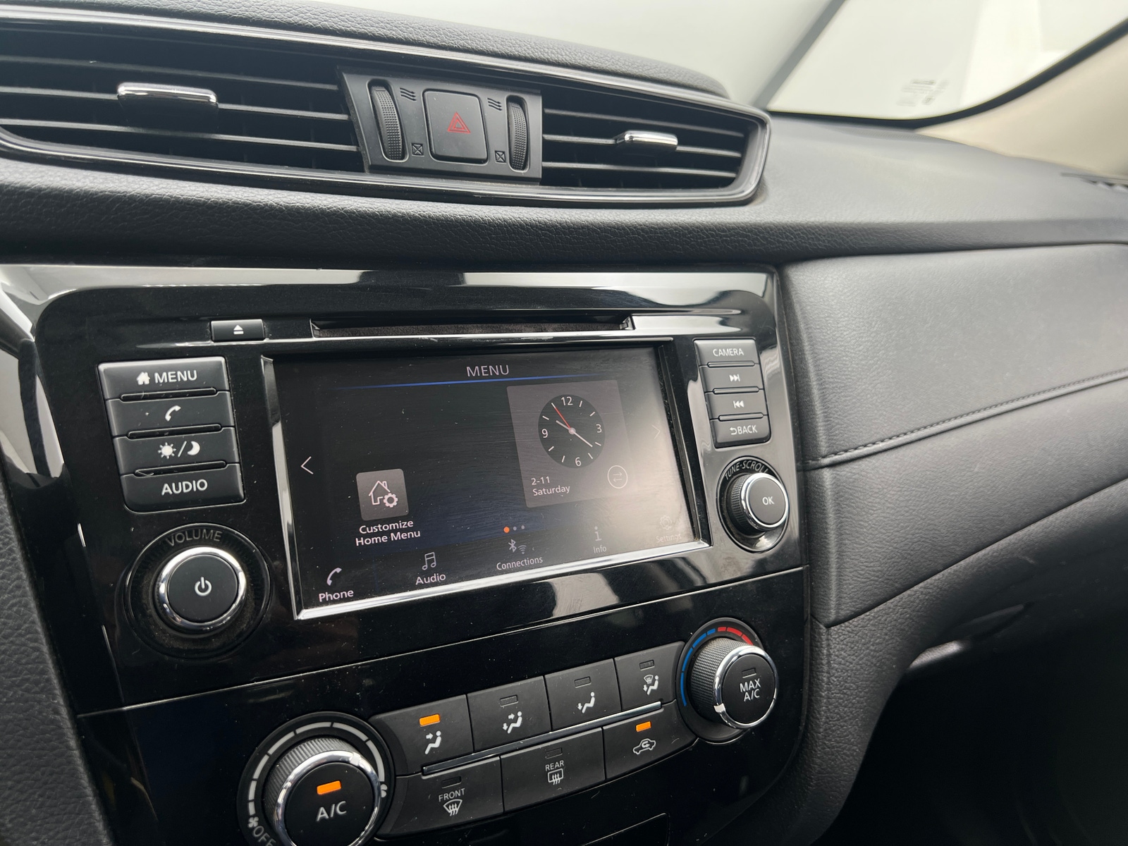 Thumbnail: 2019 Nissan Rogue - 4
