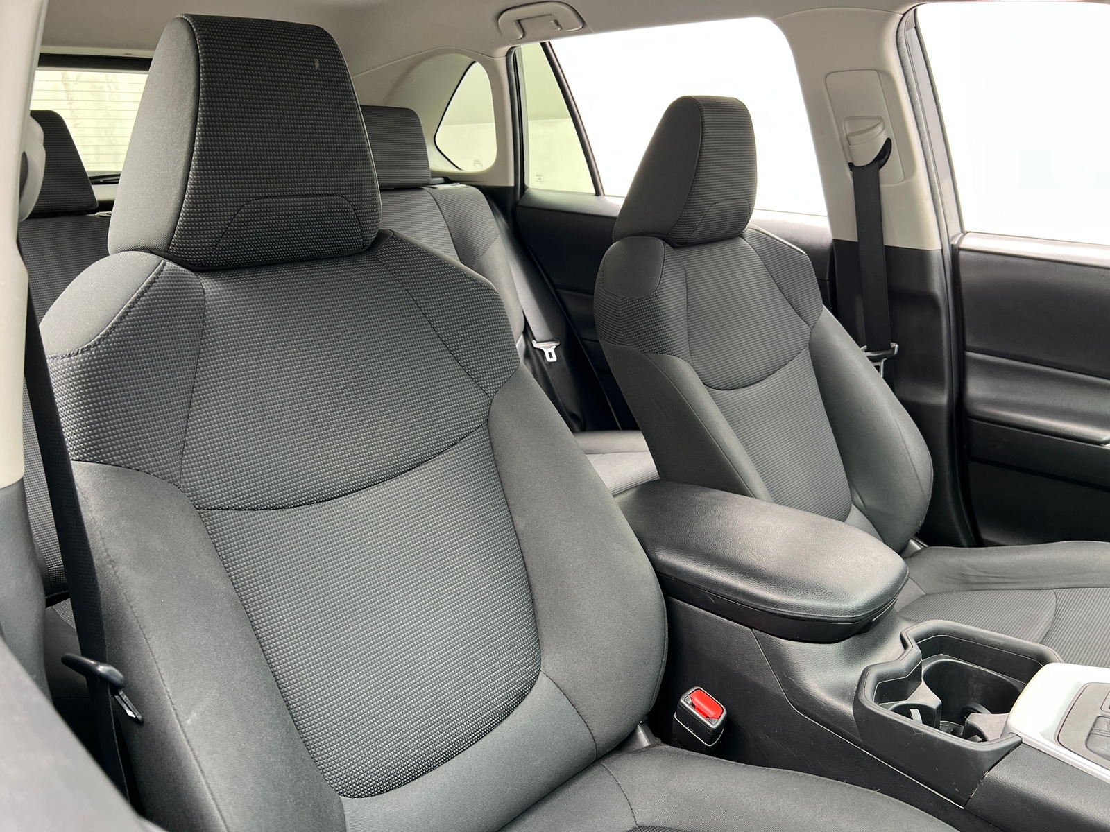Thumbnail: 2021 Toyota RAV4 - 2