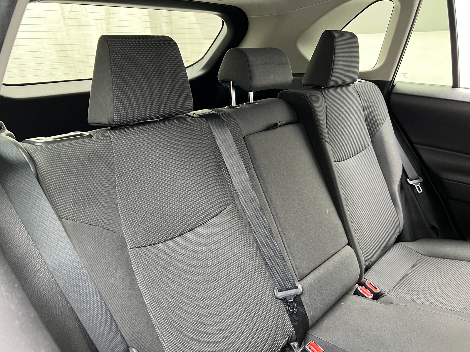 Thumbnail: 2021 Toyota RAV4 - 6