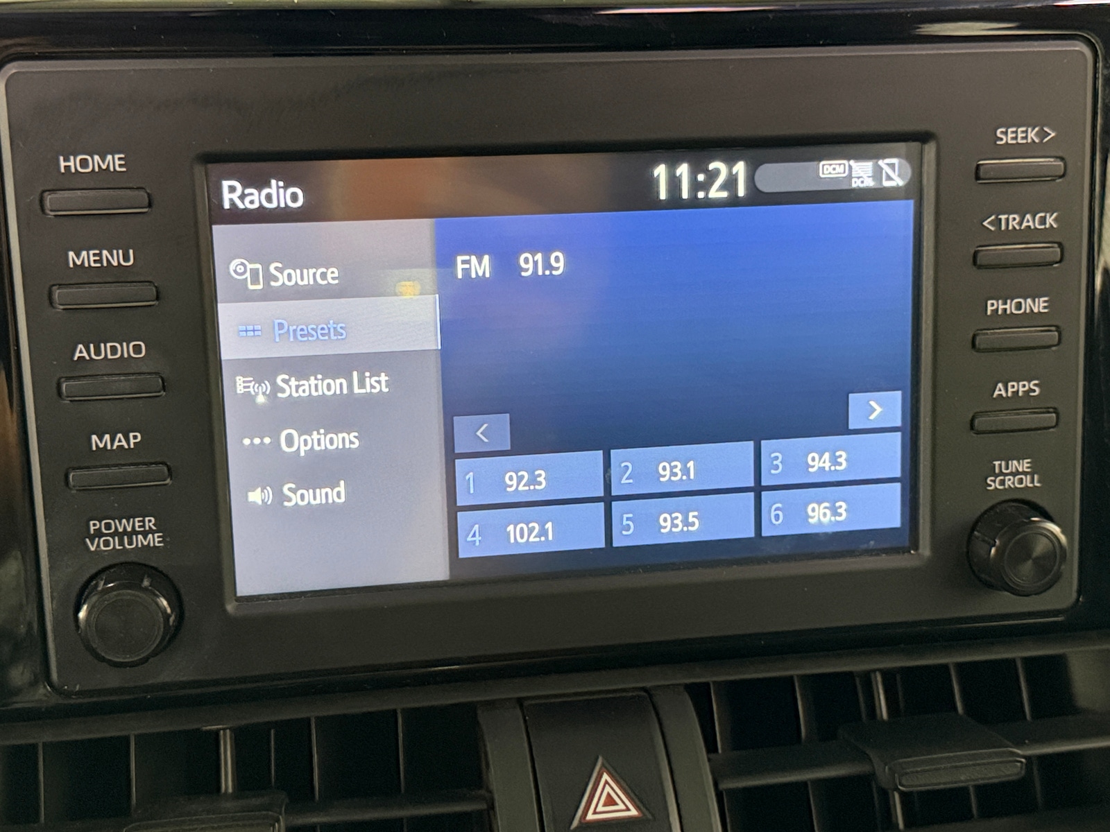 Thumbnail: 2019 Toyota RAV4 - 4
