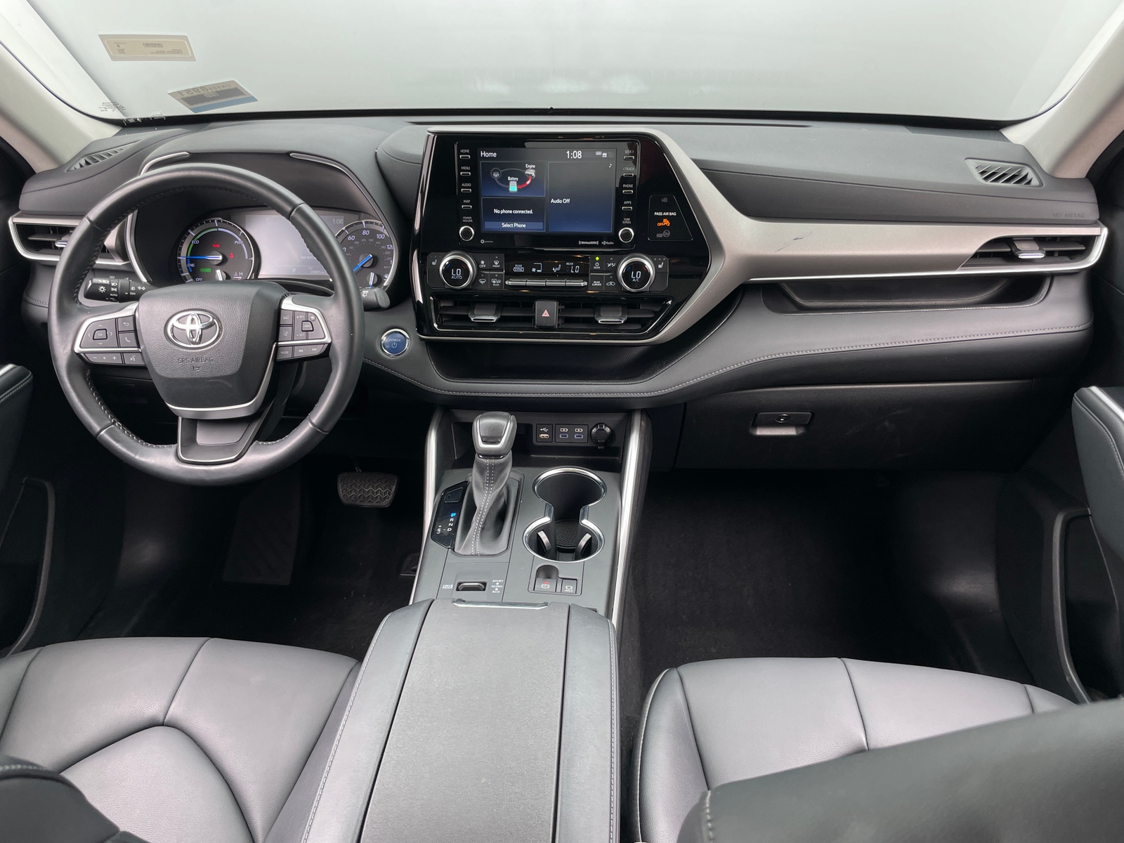 Thumbnail: 2022 Toyota Highlander - 2