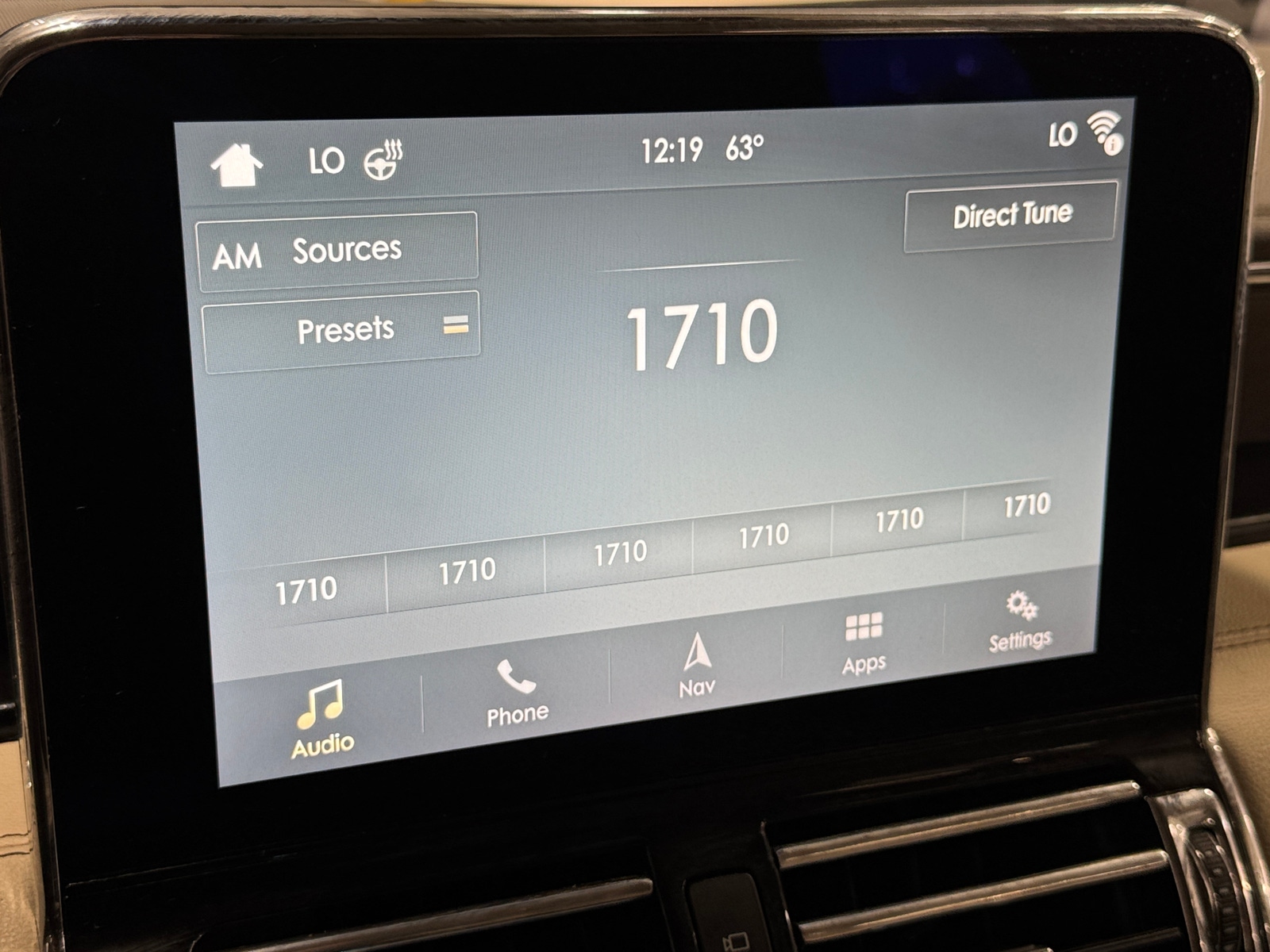 Thumbnail: 2019 Lincoln Navigator L - 3