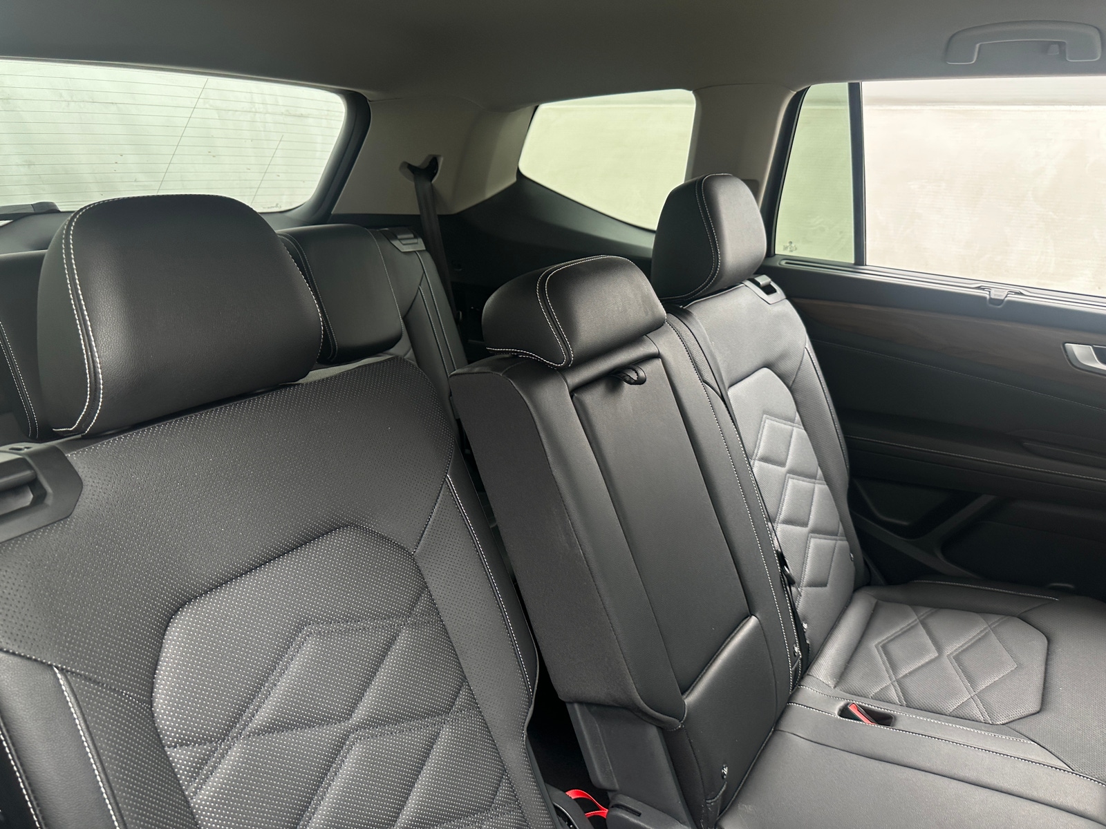 Thumbnail: 2025 Volkswagen Atlas - 5