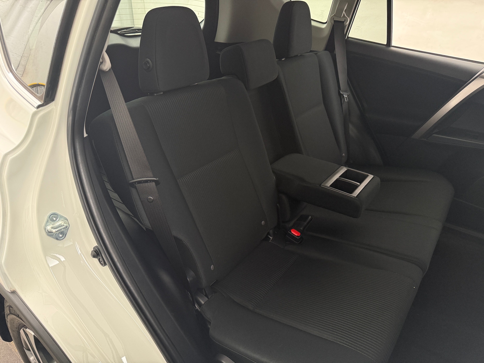 Thumbnail: 2017 Toyota RAV4 - 6