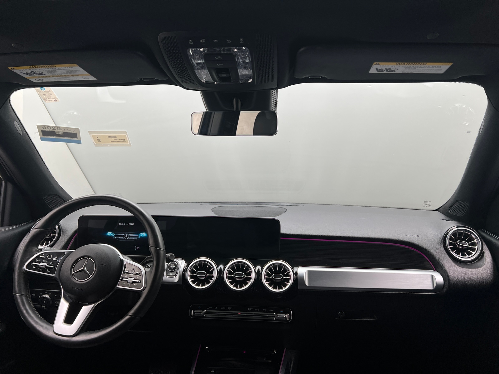 Thumbnail: 2022 Mercedes-Benz GLB - 2