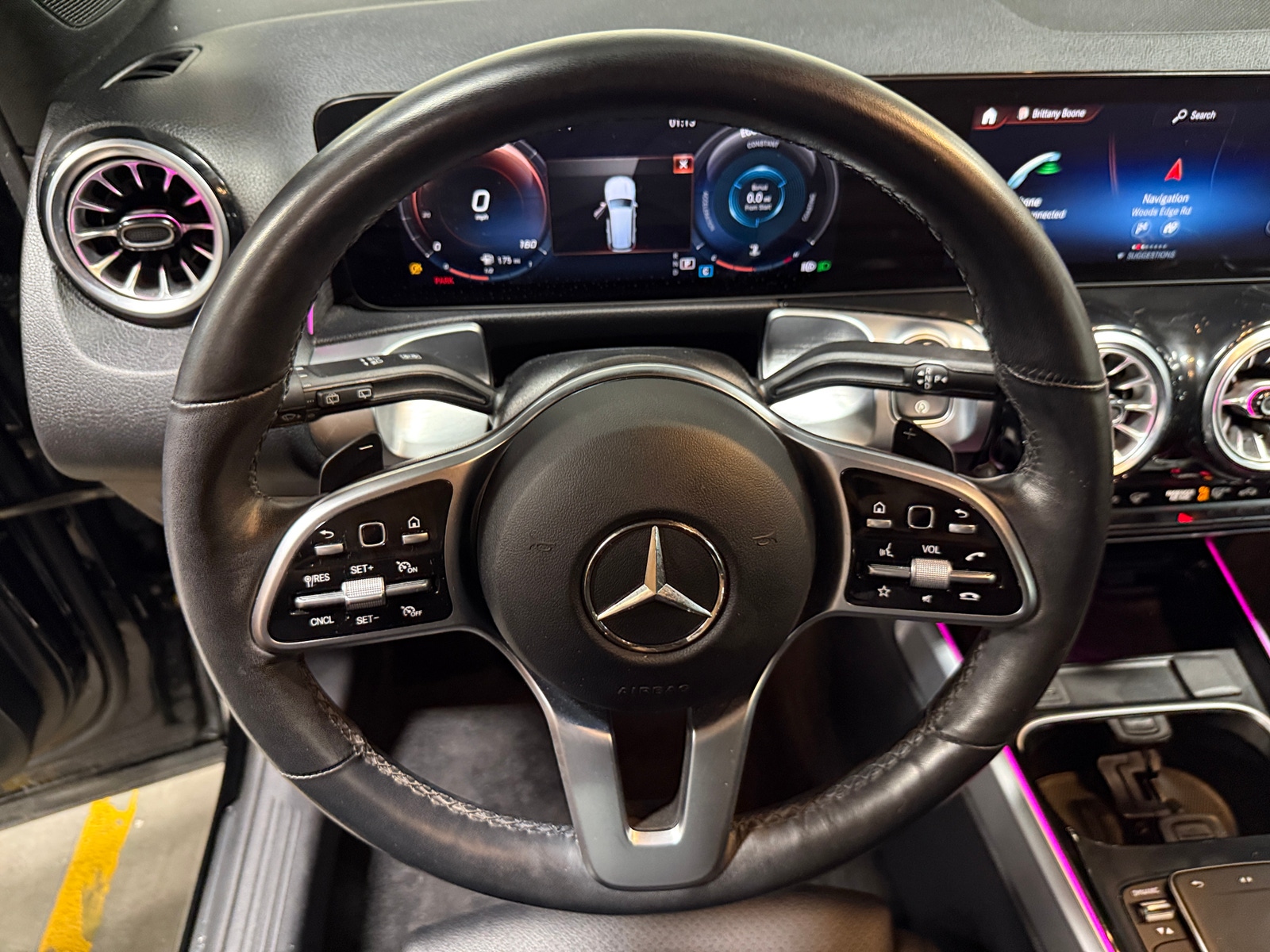 Thumbnail: 2022 Mercedes-Benz GLB - 4