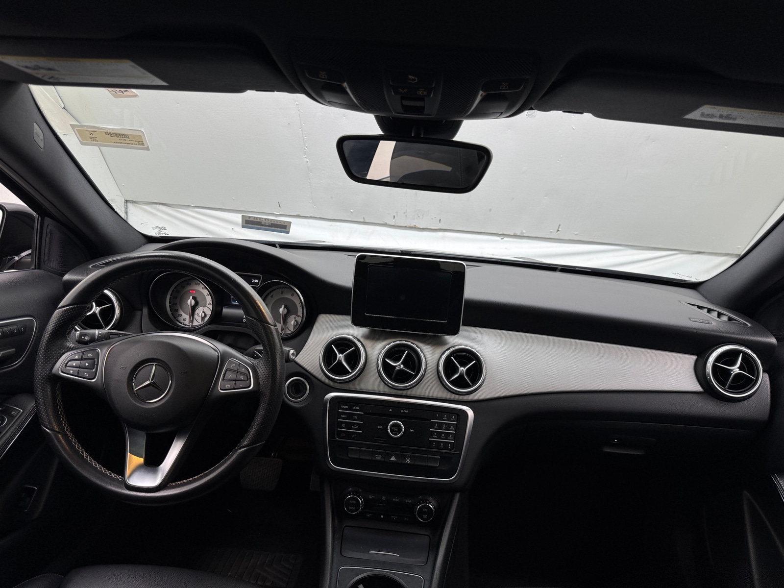 Thumbnail: 2017 Mercedes-Benz GLA - 2