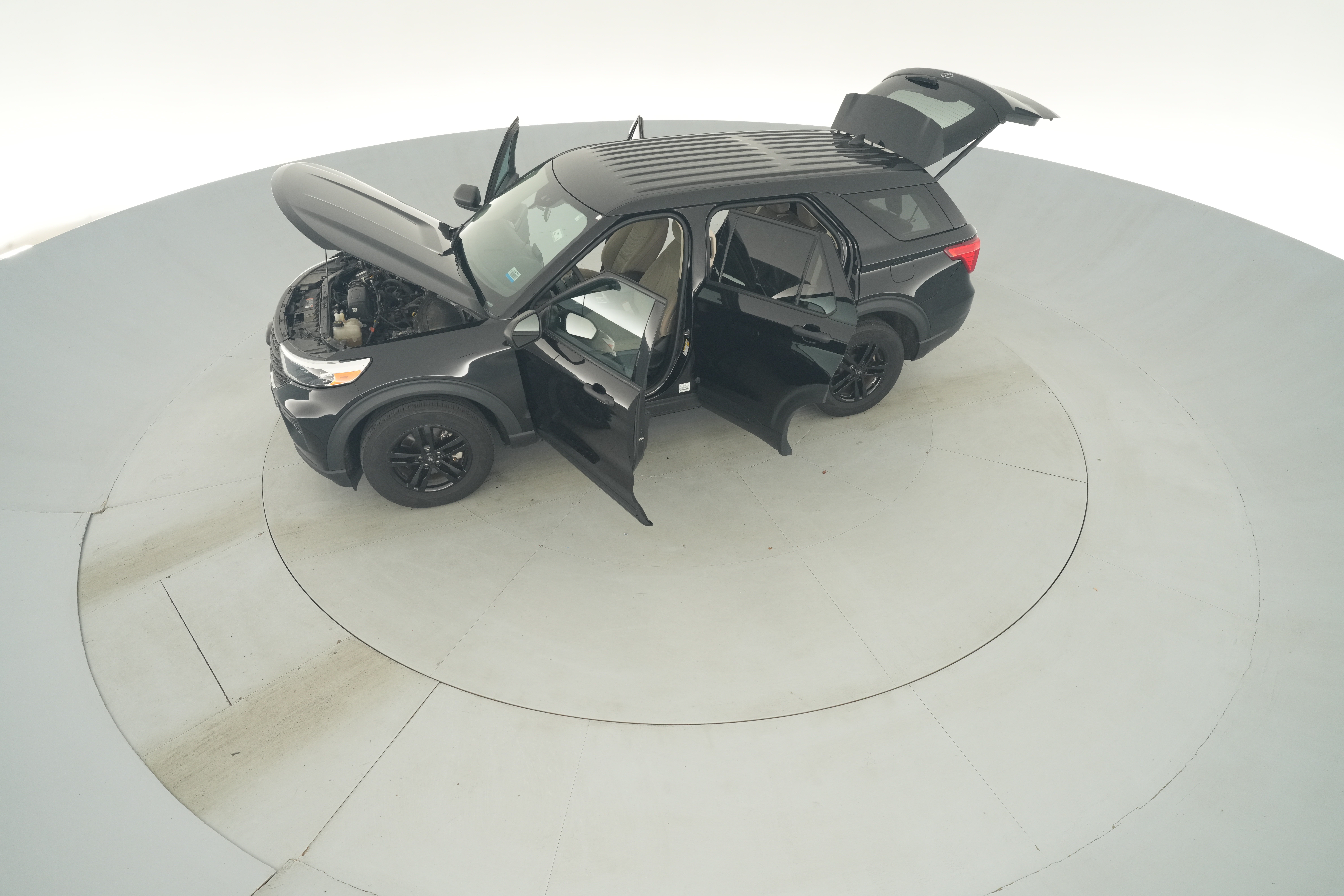 2023 Ford Explorer Base - Photo 44