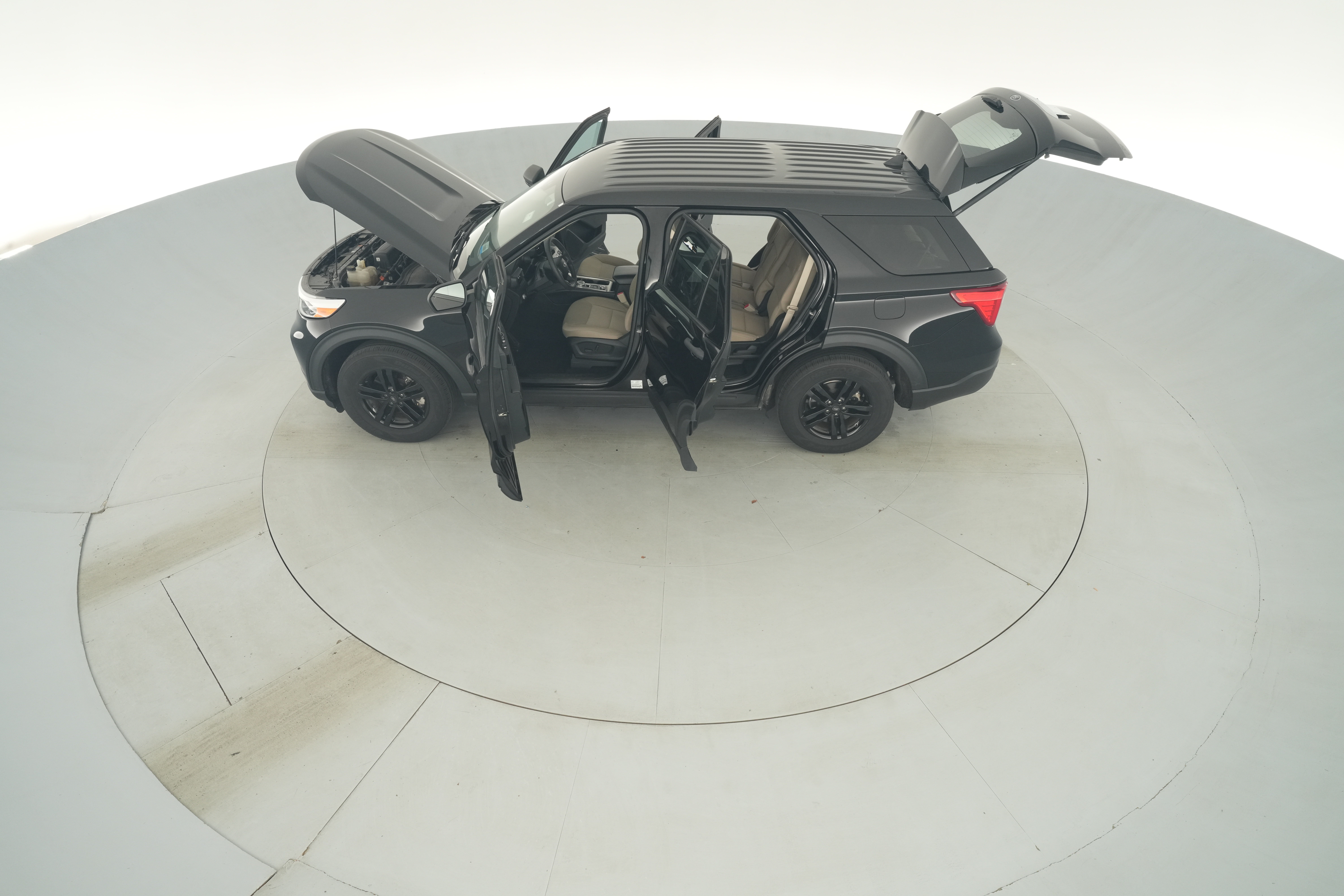 2023 Ford Explorer Base - Photo 45