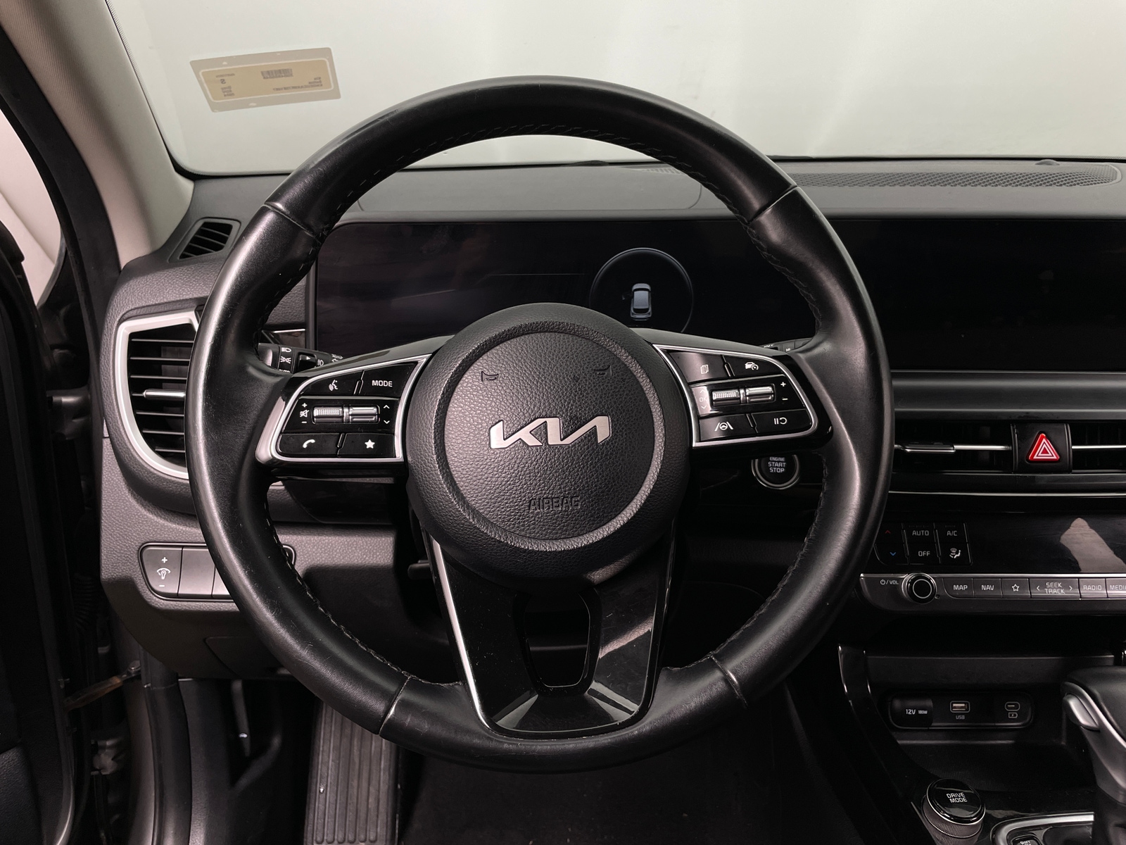 Thumbnail: 2024 Kia Seltos - 5