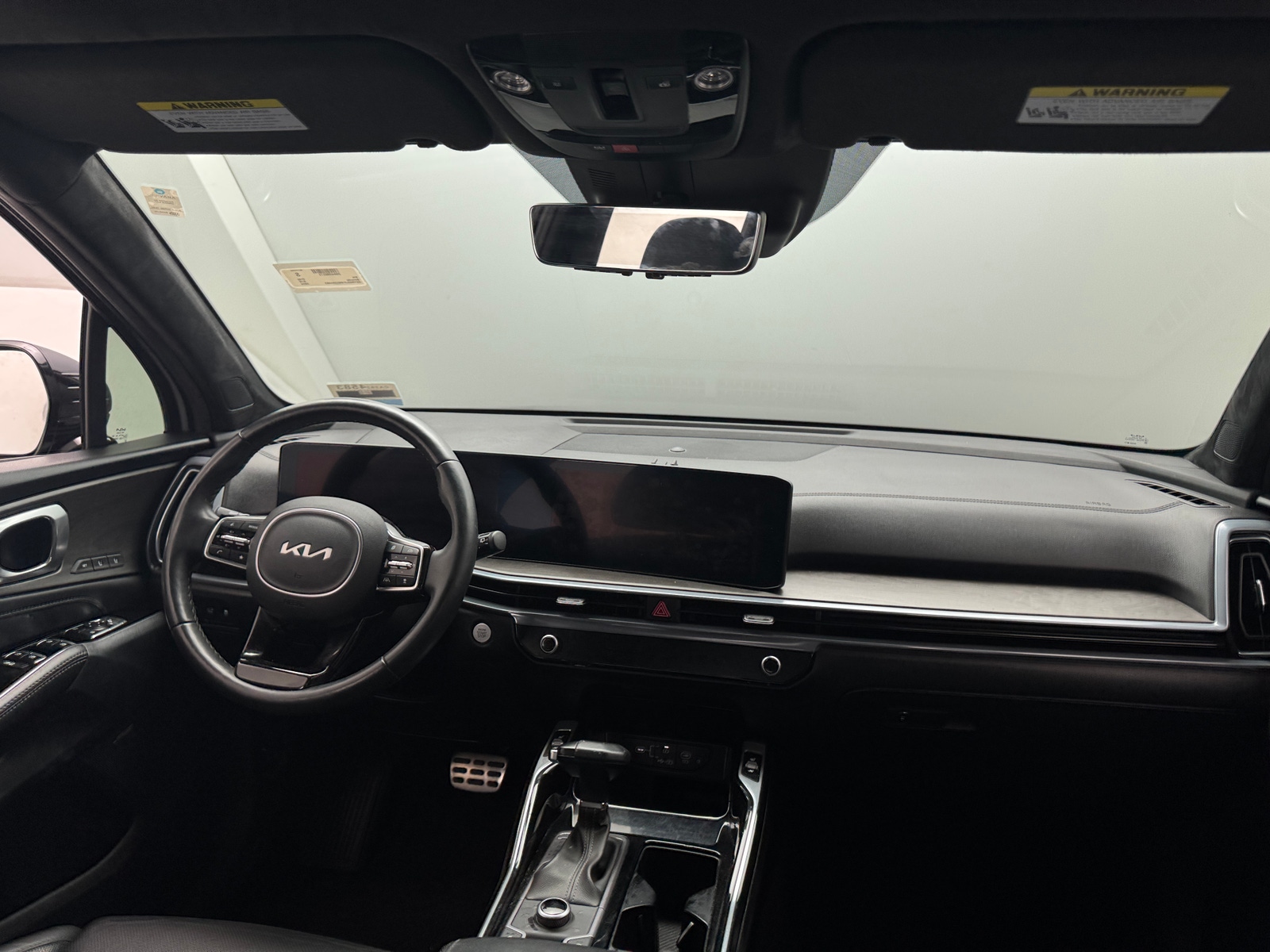 Thumbnail: 2024 Kia Sorento - 3
